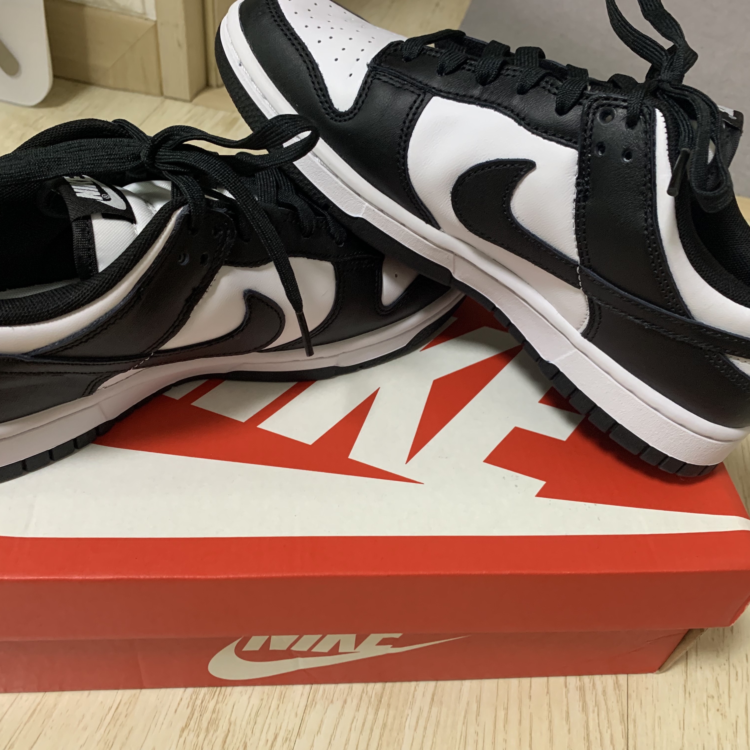 Nike Dunk Low Retro Black 착용 스타일