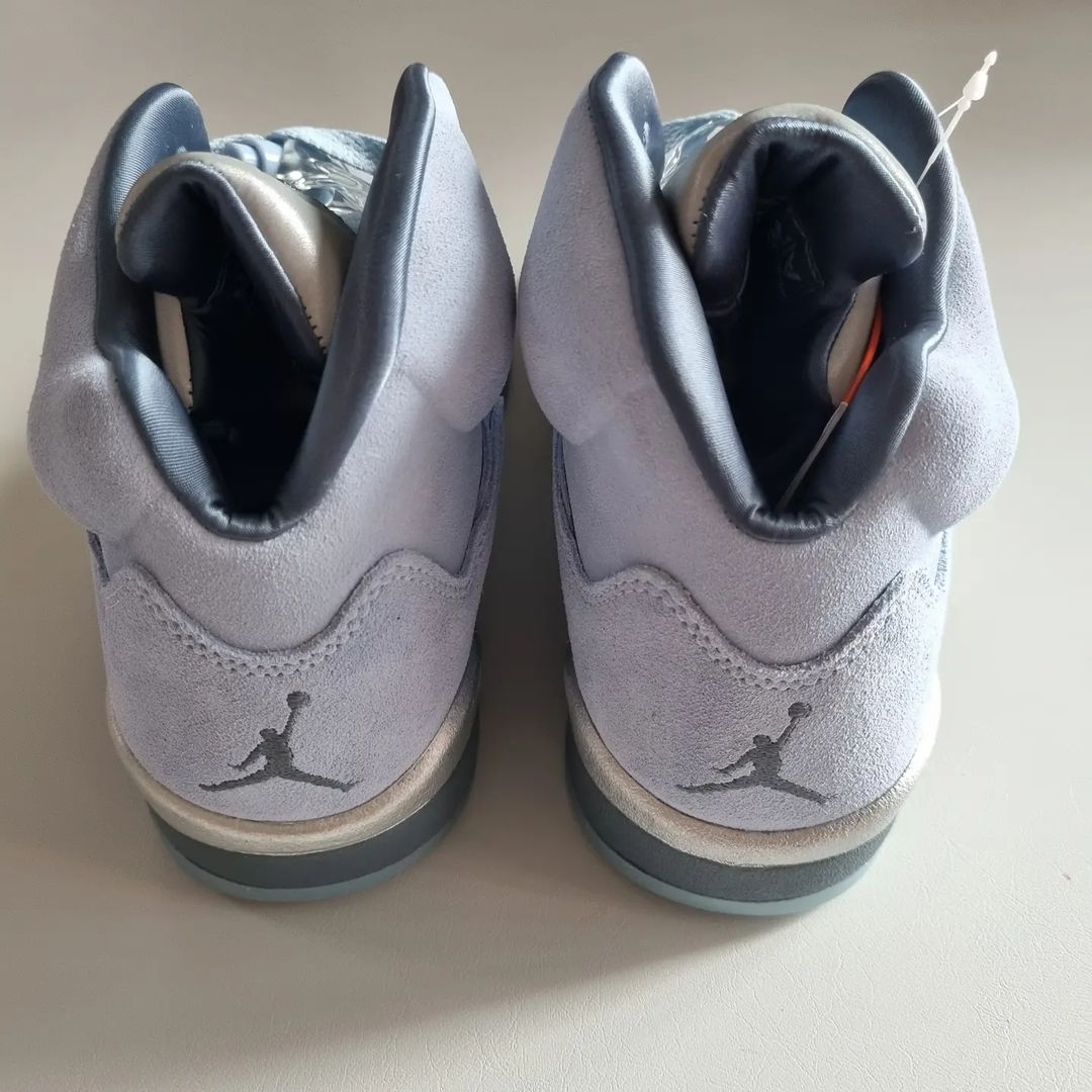 (W) Jordan 5 Retro Bluebird 착용 스타일 - 4