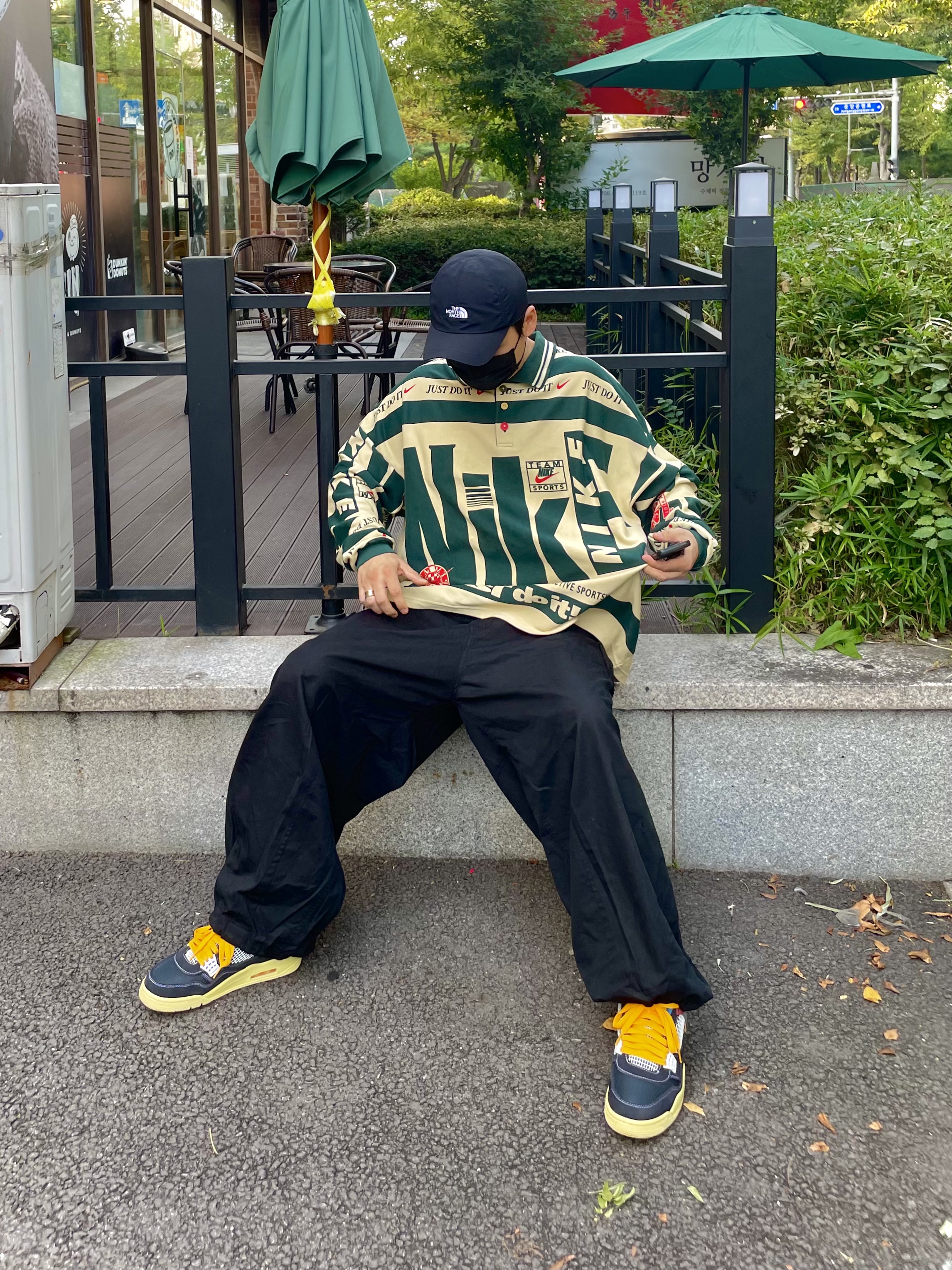Nike x Cactus Plant Flea Market Long Sleeve Polo Natural - US/EU, Jordan 4 x Union Retro Off Noir 착용 스타일 - 1