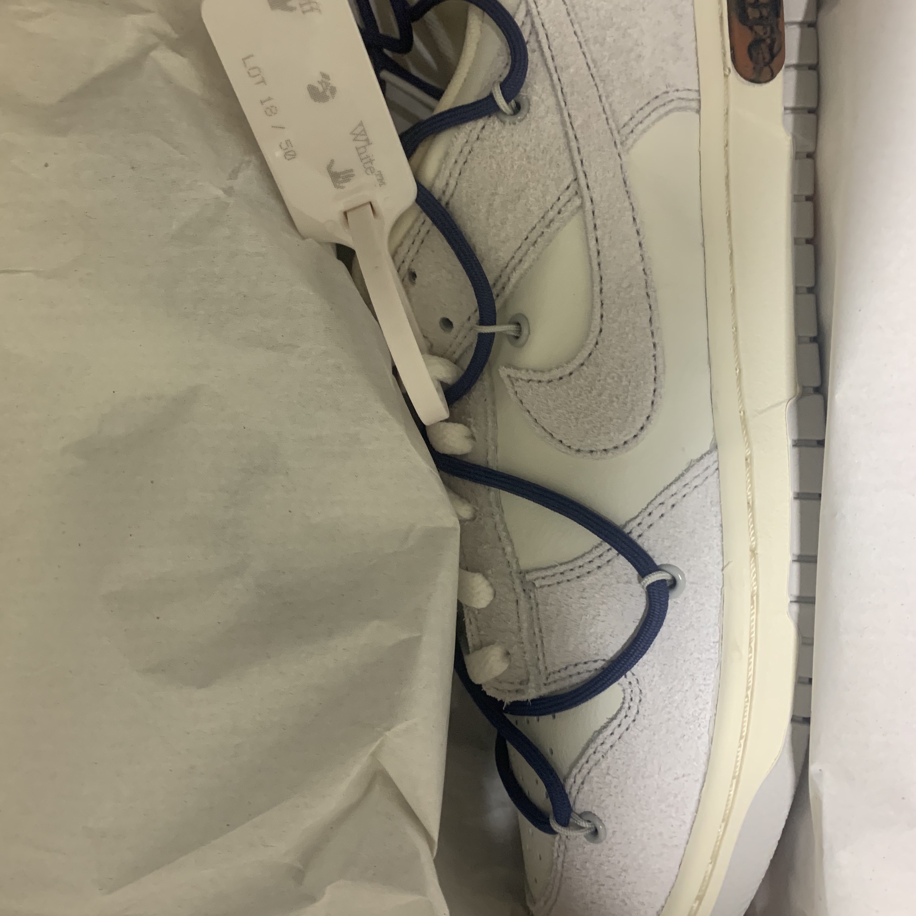 Nike x Off-White Dunk Low The 50 - Lot 18 착용 스타일