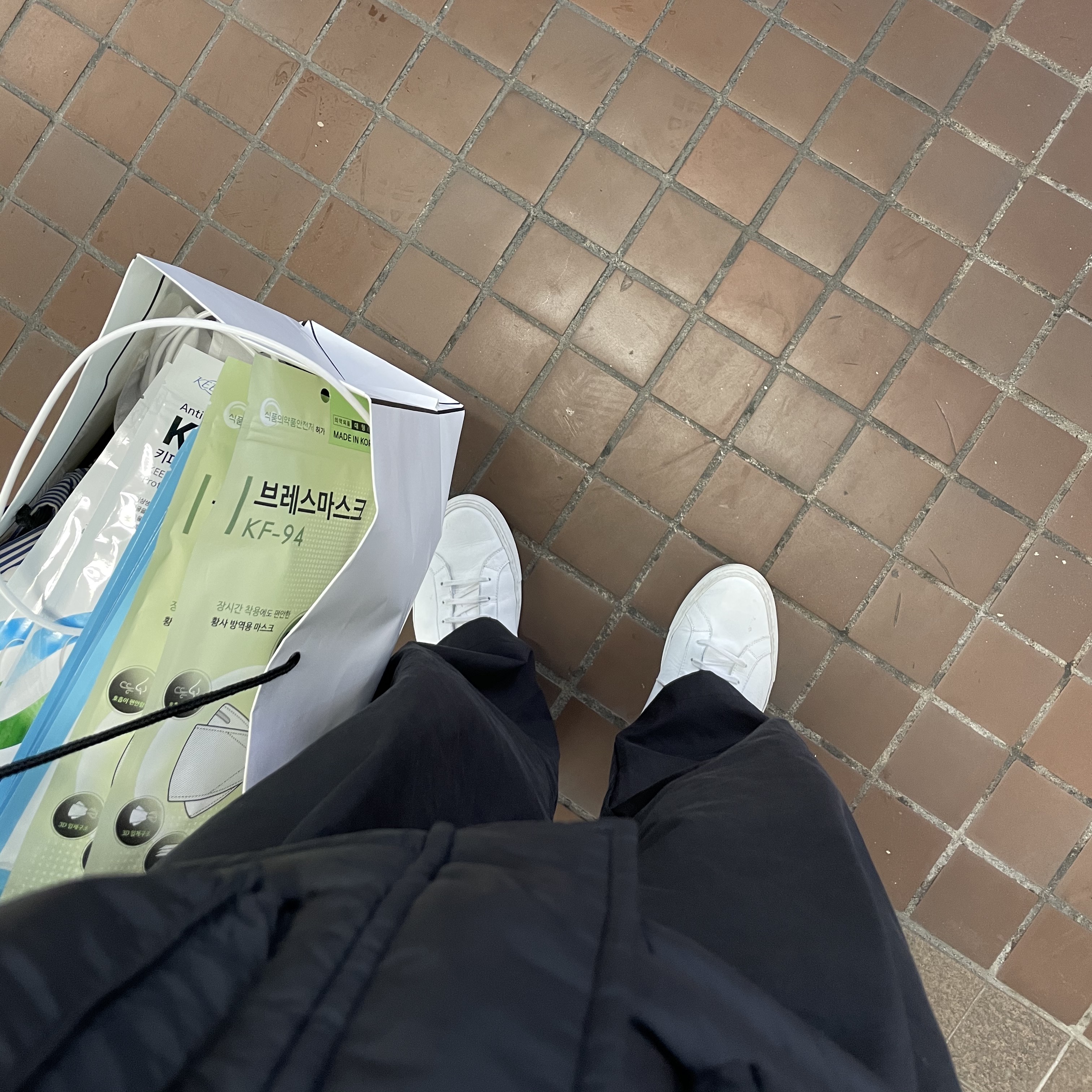 Common Projects Original Achilles Low White 착용 스타일