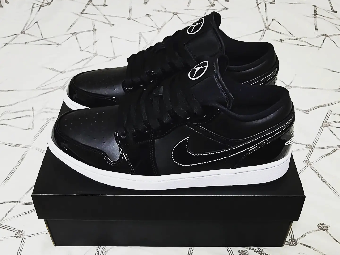 Jordan 1 Low SE ASW Black 착용 스타일 - 2