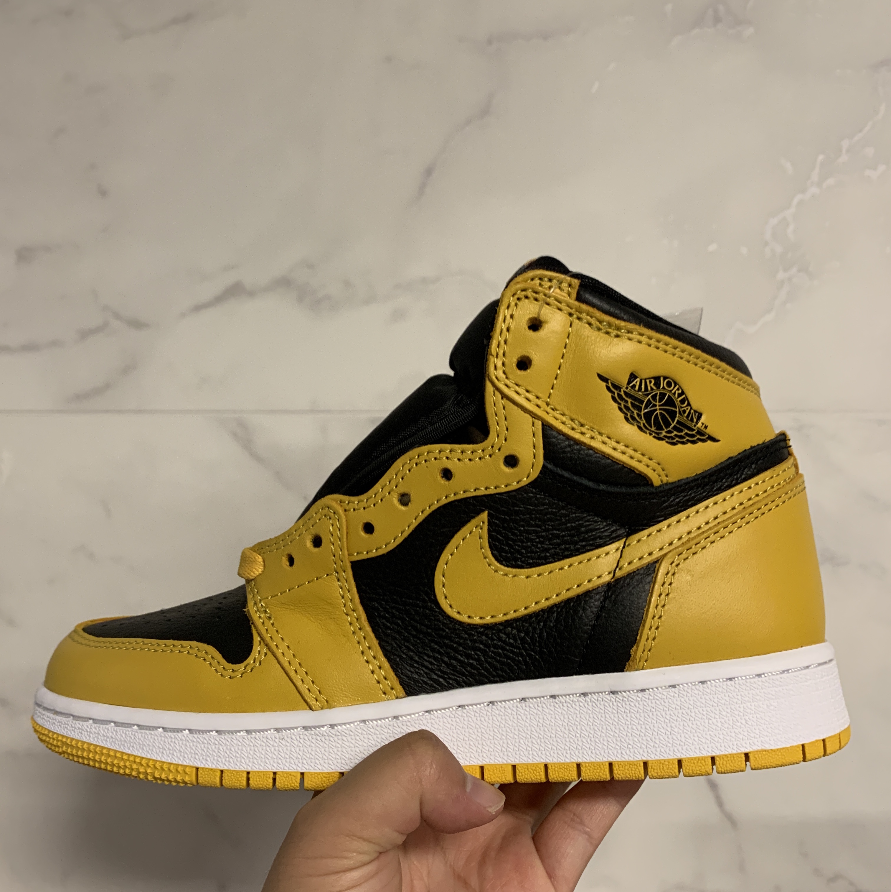 (GS) Jordan 1 Retro High OG Pollen 착용 스타일 - 1