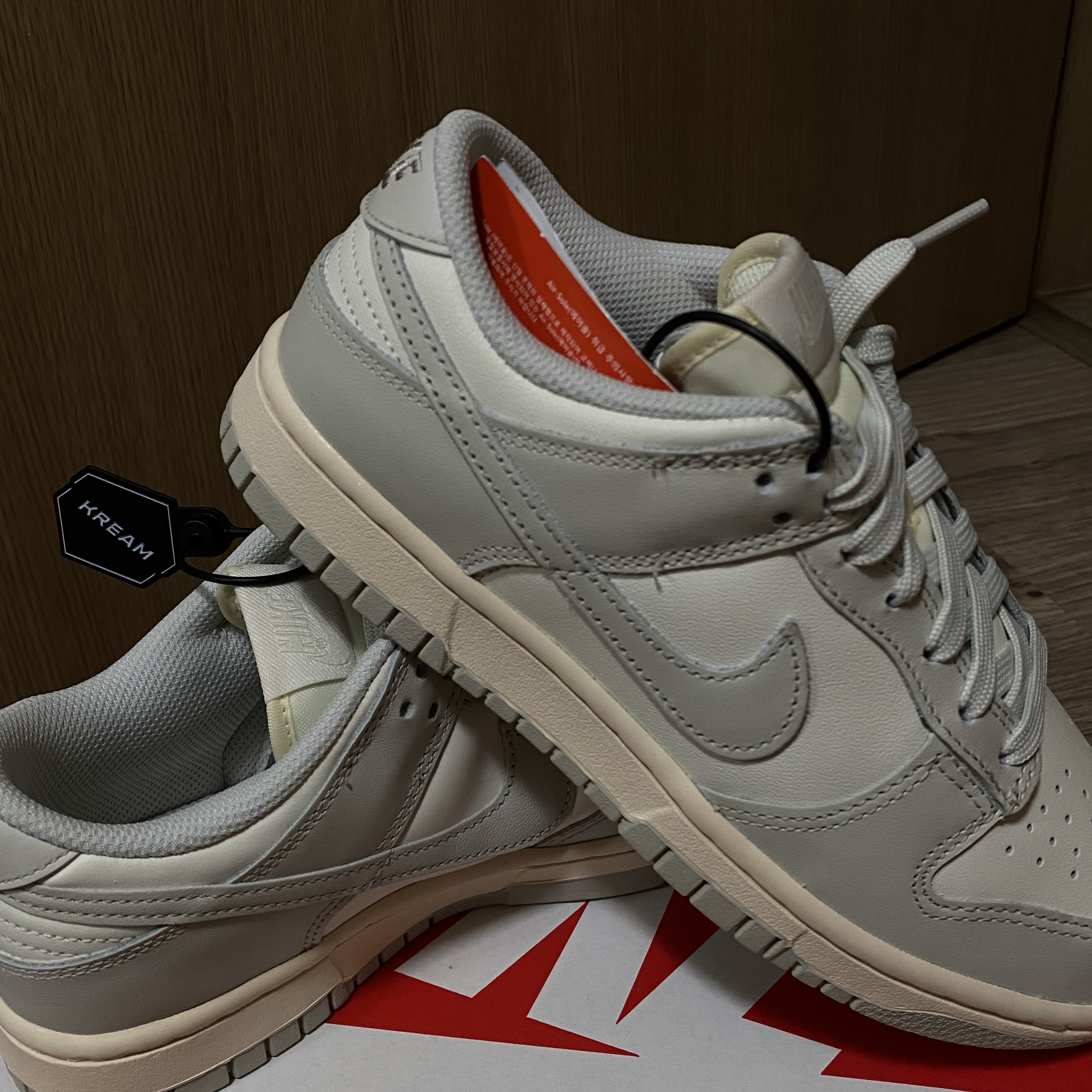 (W) Nike Dunk Low Light Bone 착용 스타일