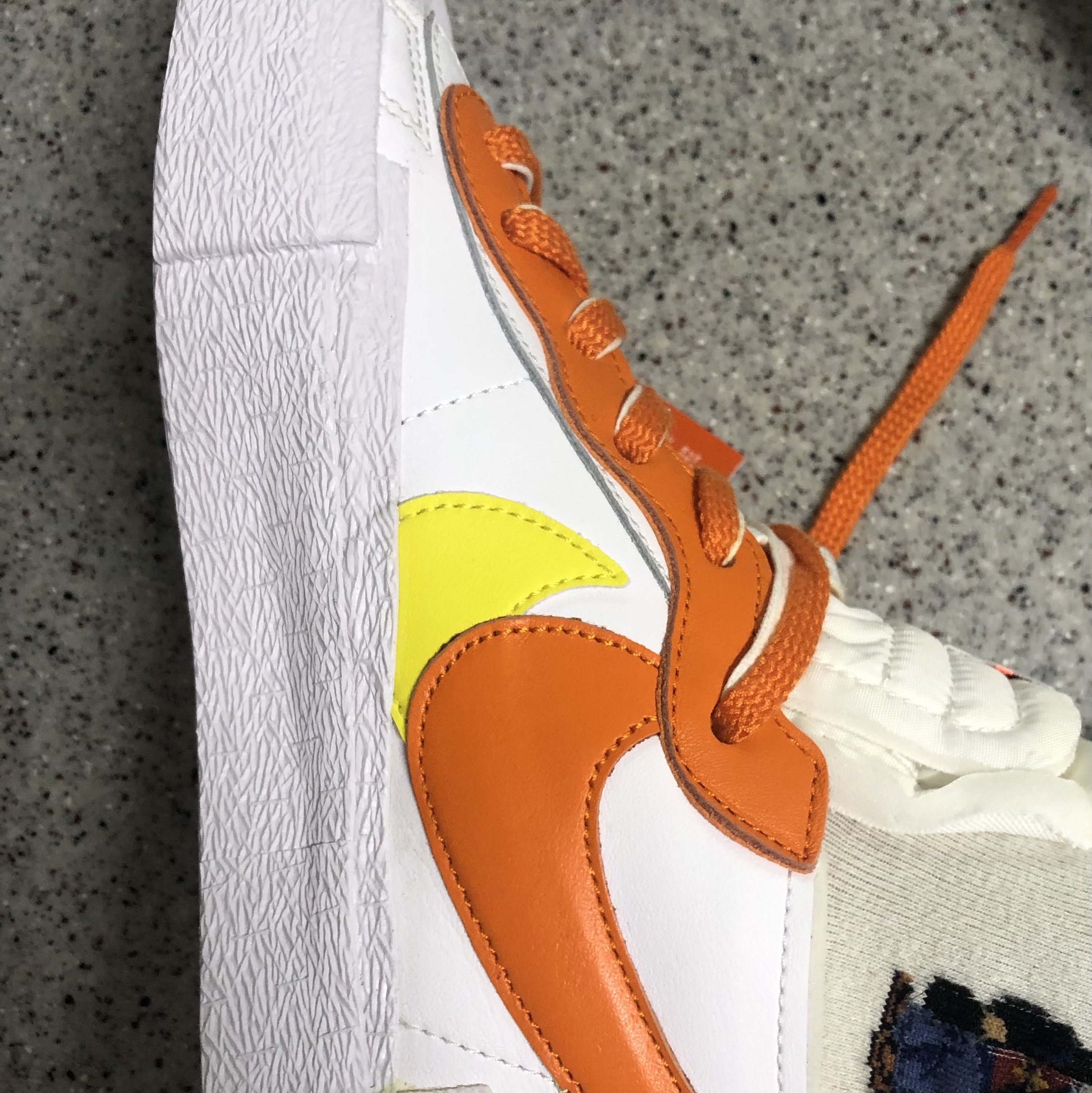 Nike x Sacai Blazer Low Magma Orange 착용 스타일