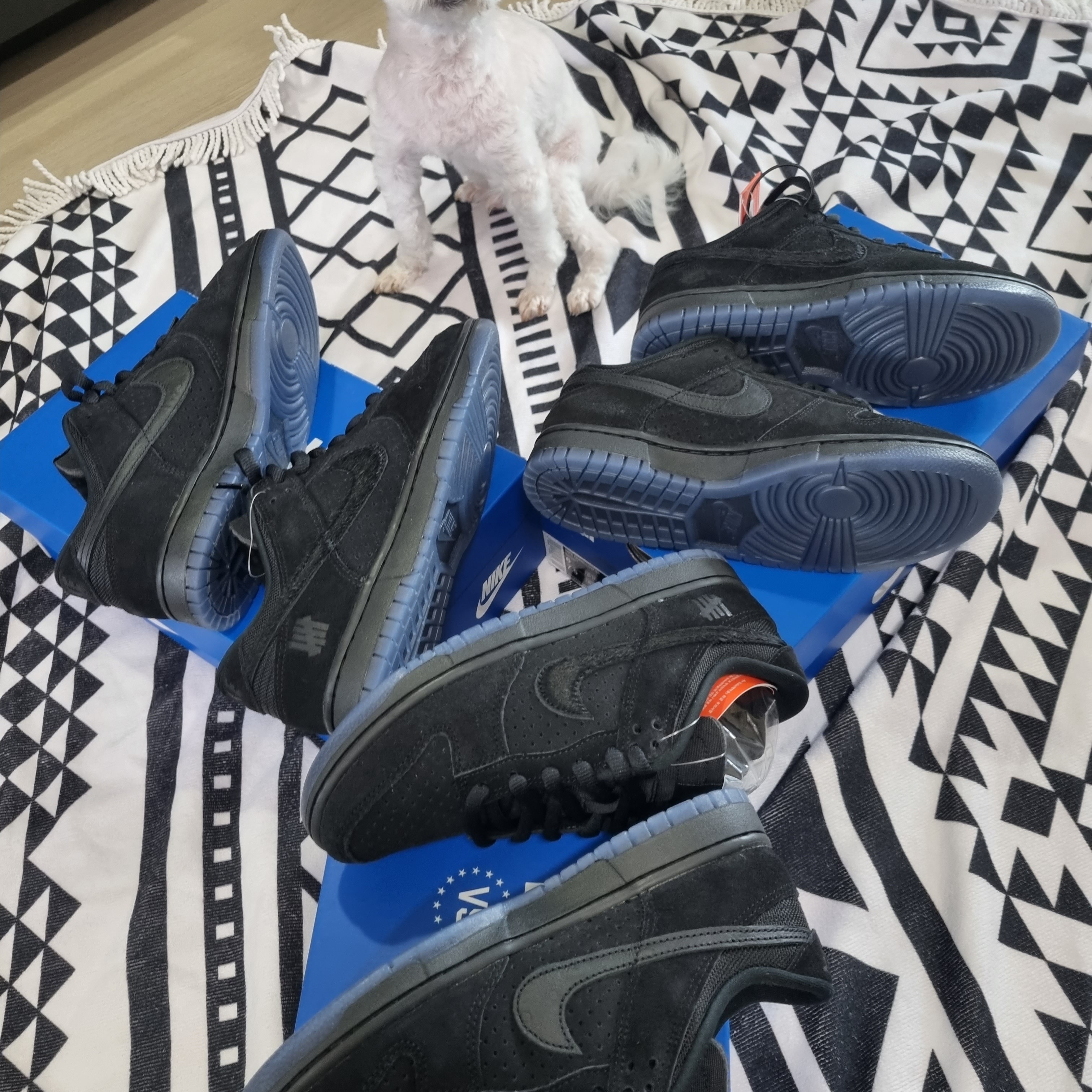 Nike x Undefeated Dunk Low SP 5 On It Black 착용 스타일 - 1