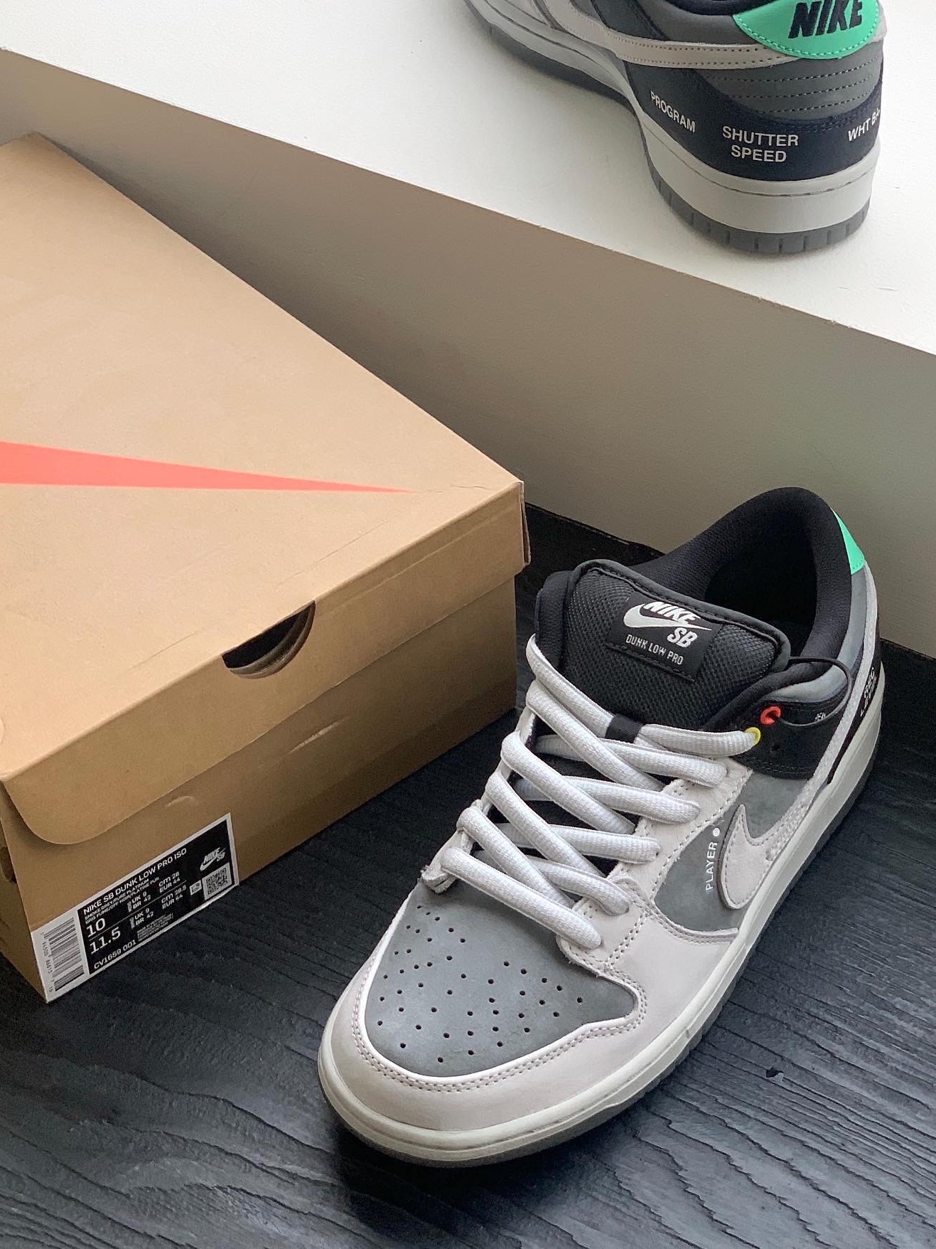 Nike SB Dunk Low Pro Camcorder 착용 스타일 - 2