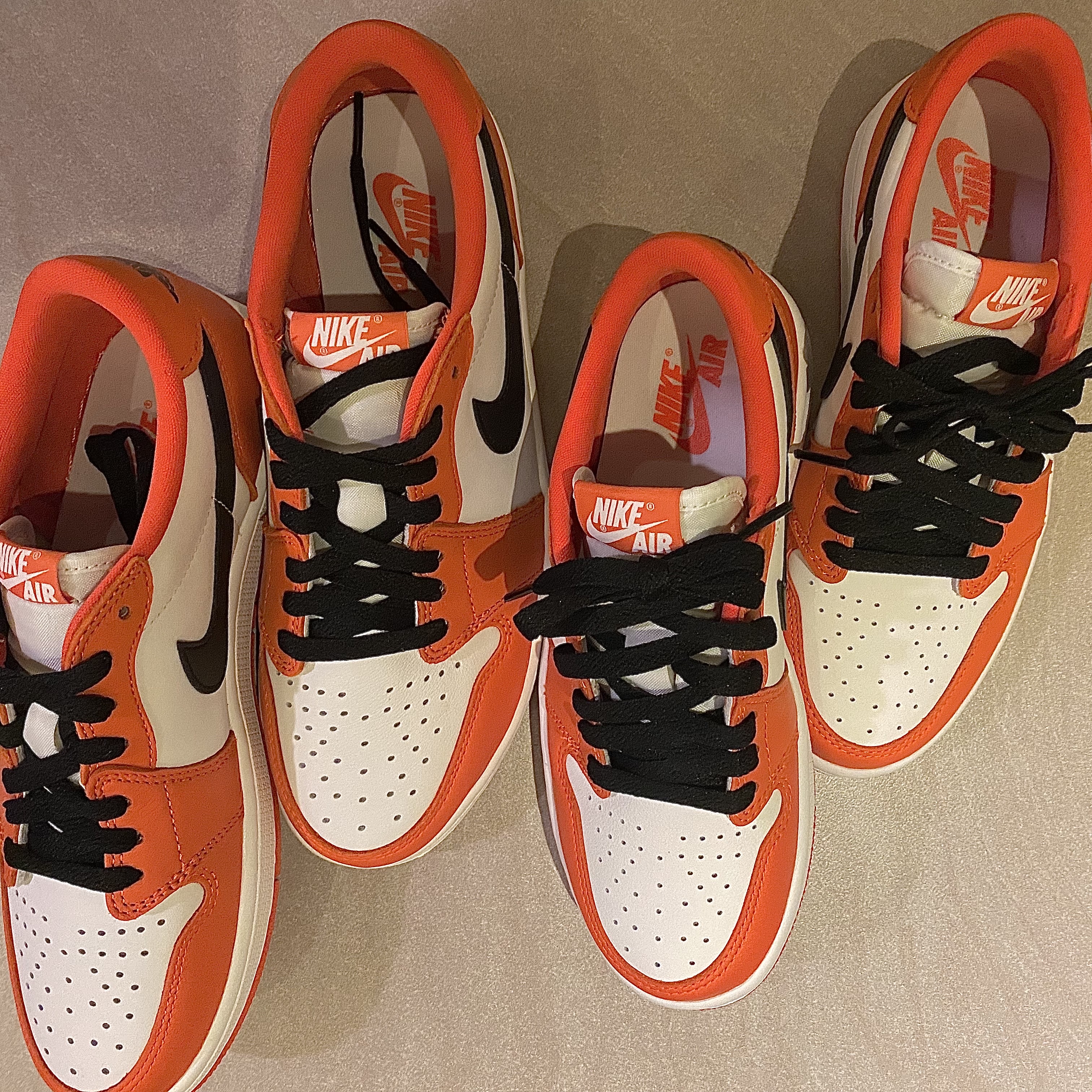 Jordan 1 Low OG Starfish 착용 스타일 - 2