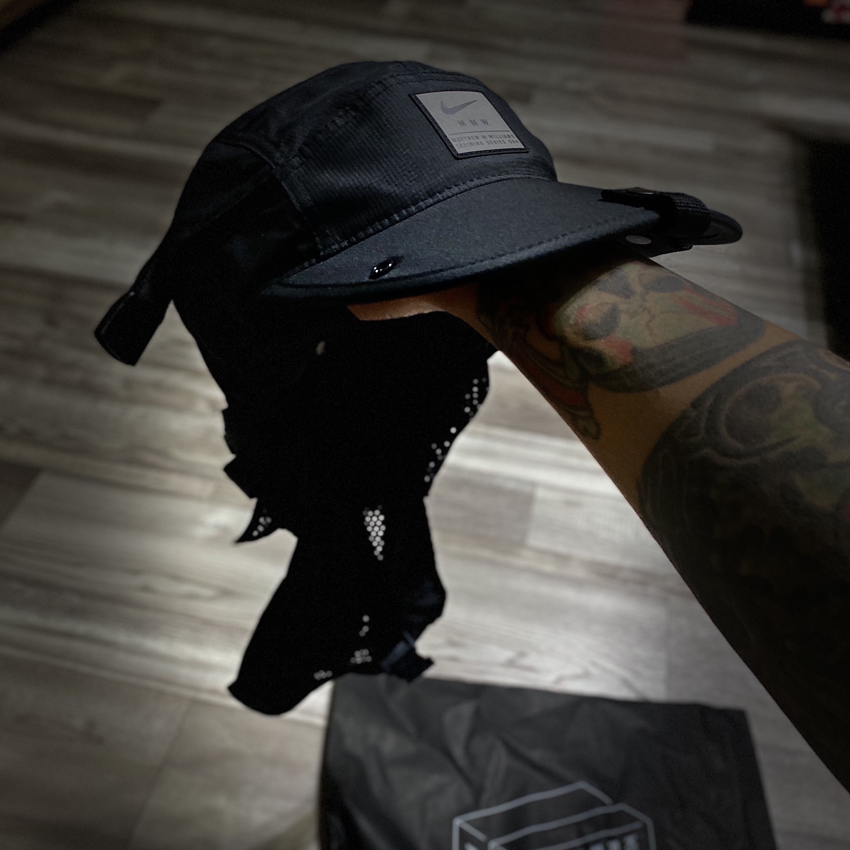 Nike x Sacai x Jean Paul Gaultier VaporWaffle Black White, Nike x Matthew M Williams NRG AW84 Cap Black 착용 스타일 - 5