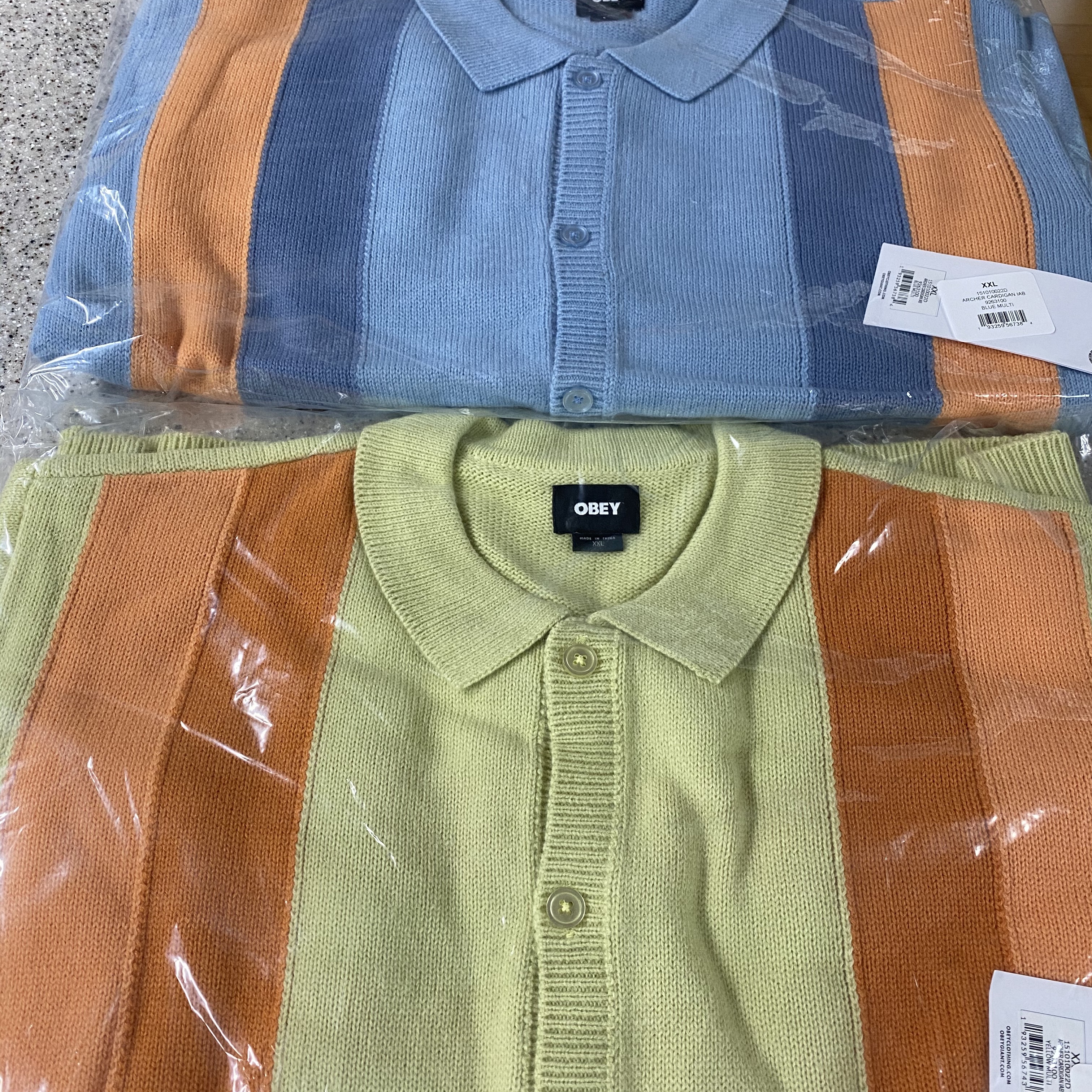 IAB Studio x Obey Archer Cardigan Blue, IAB Studio x Obey Archer Cardigan Yellow 착용 스타일