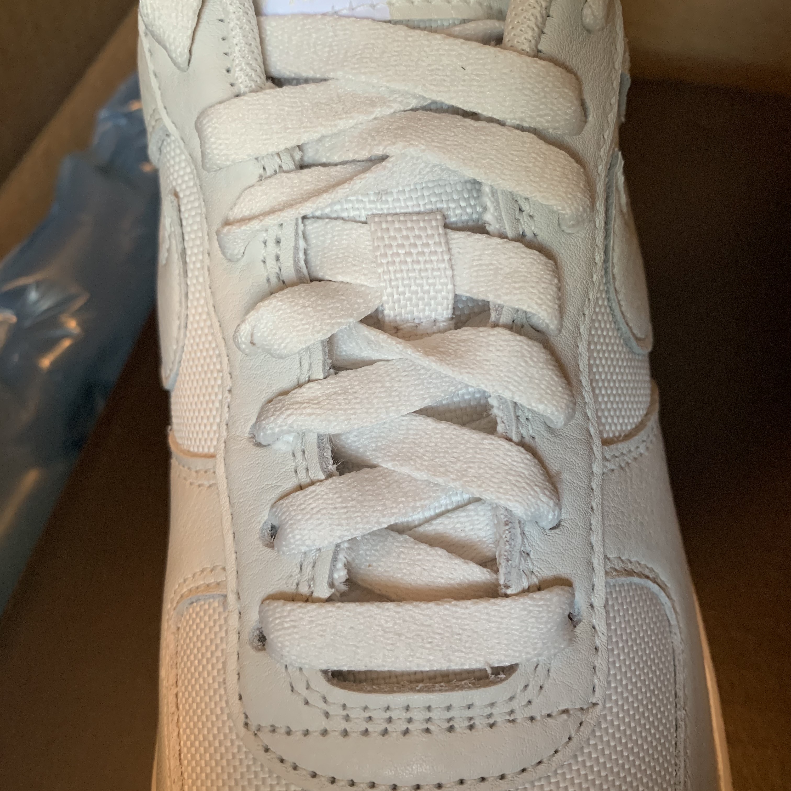 Nike Air Force 1 Low Gore-Tex Phantom Gum 착용 스타일 - 2