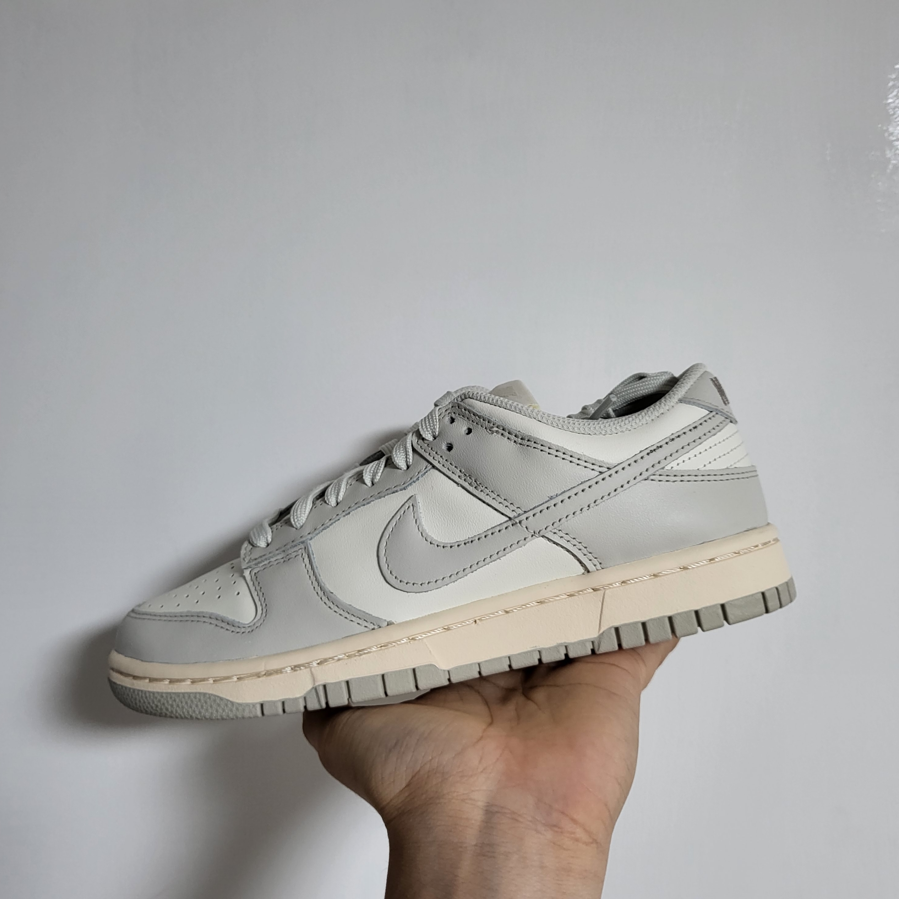 (W) Nike Dunk Low Light Bone 착용 스타일