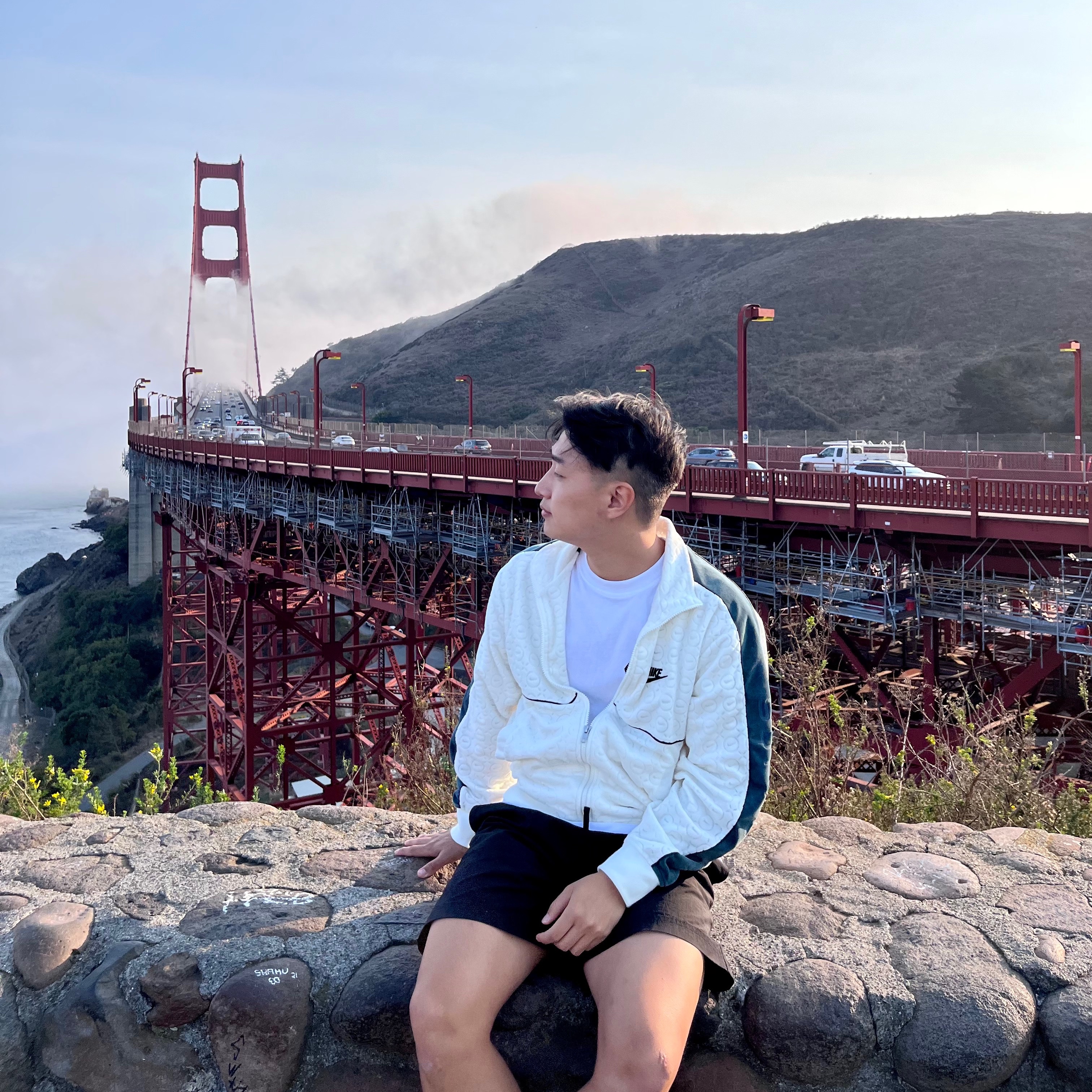 Supreme x Nike Velour Track Jacket White - 21SS, Nike x Stussy Air Zoom Spiridon Cage 2 Pure Platinum 착용 스타일 - 1