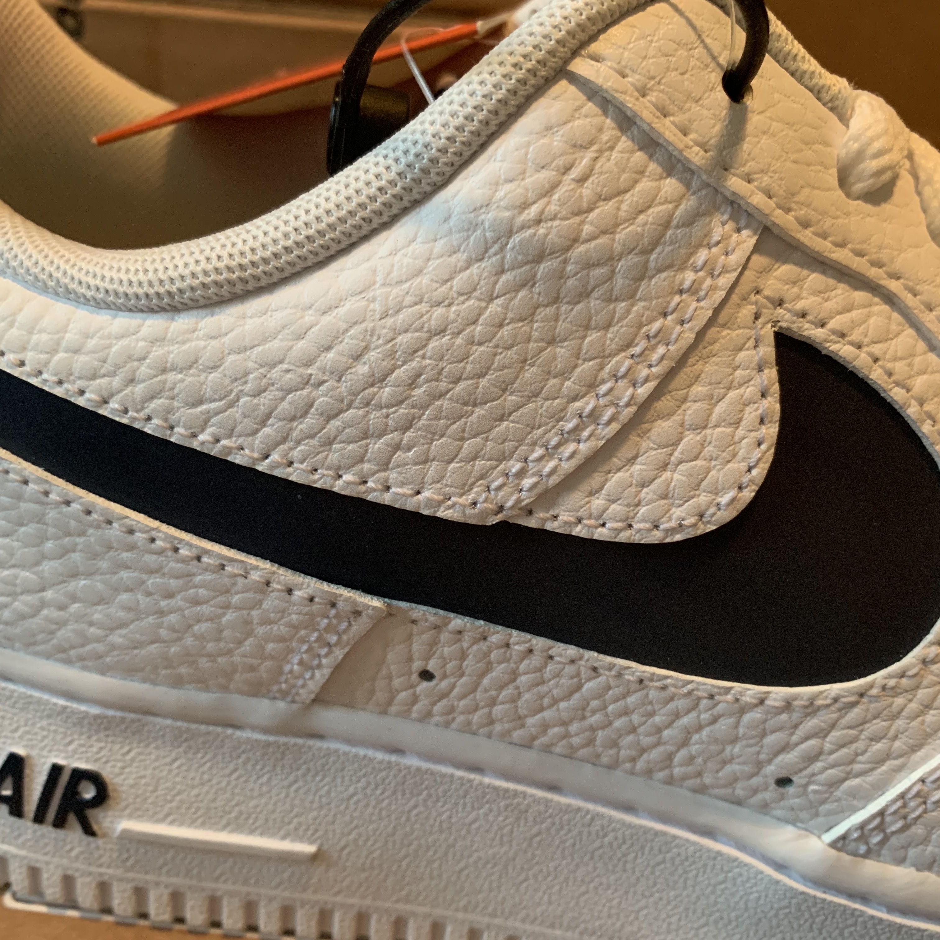 Nike Air Force 1 LV8 Patriots 착용 스타일 - 2