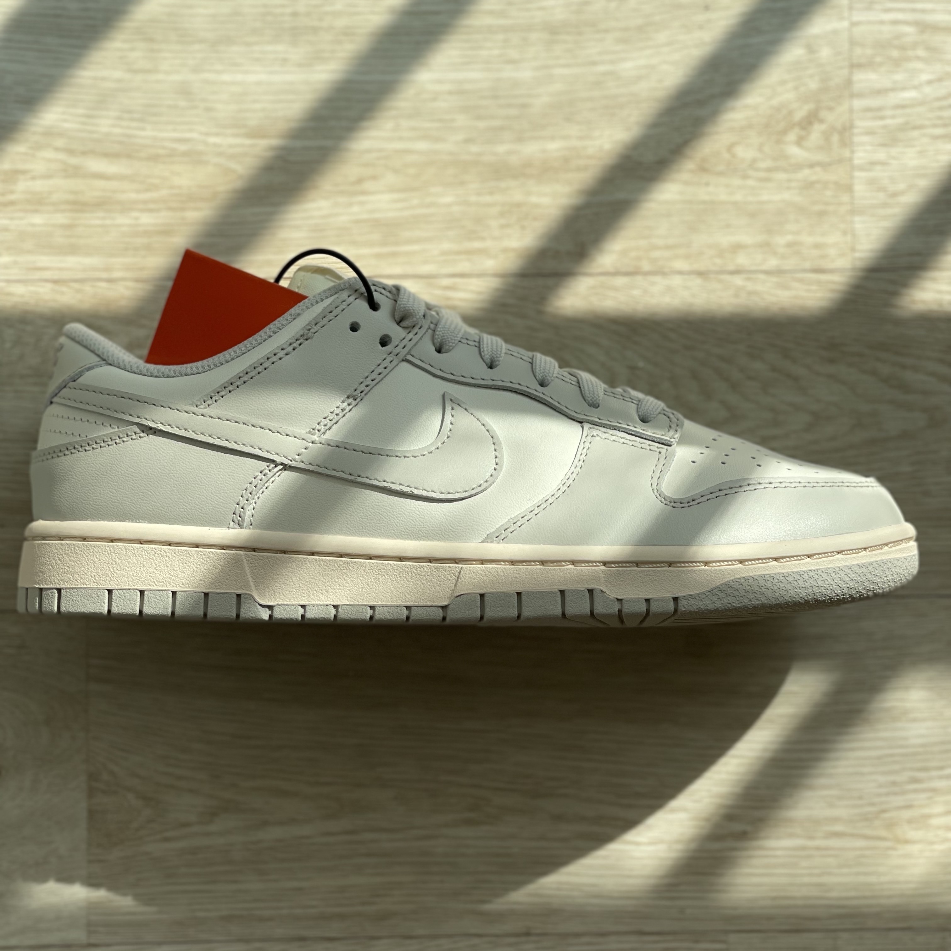 (W) Nike Dunk Low Light Bone 착용 스타일