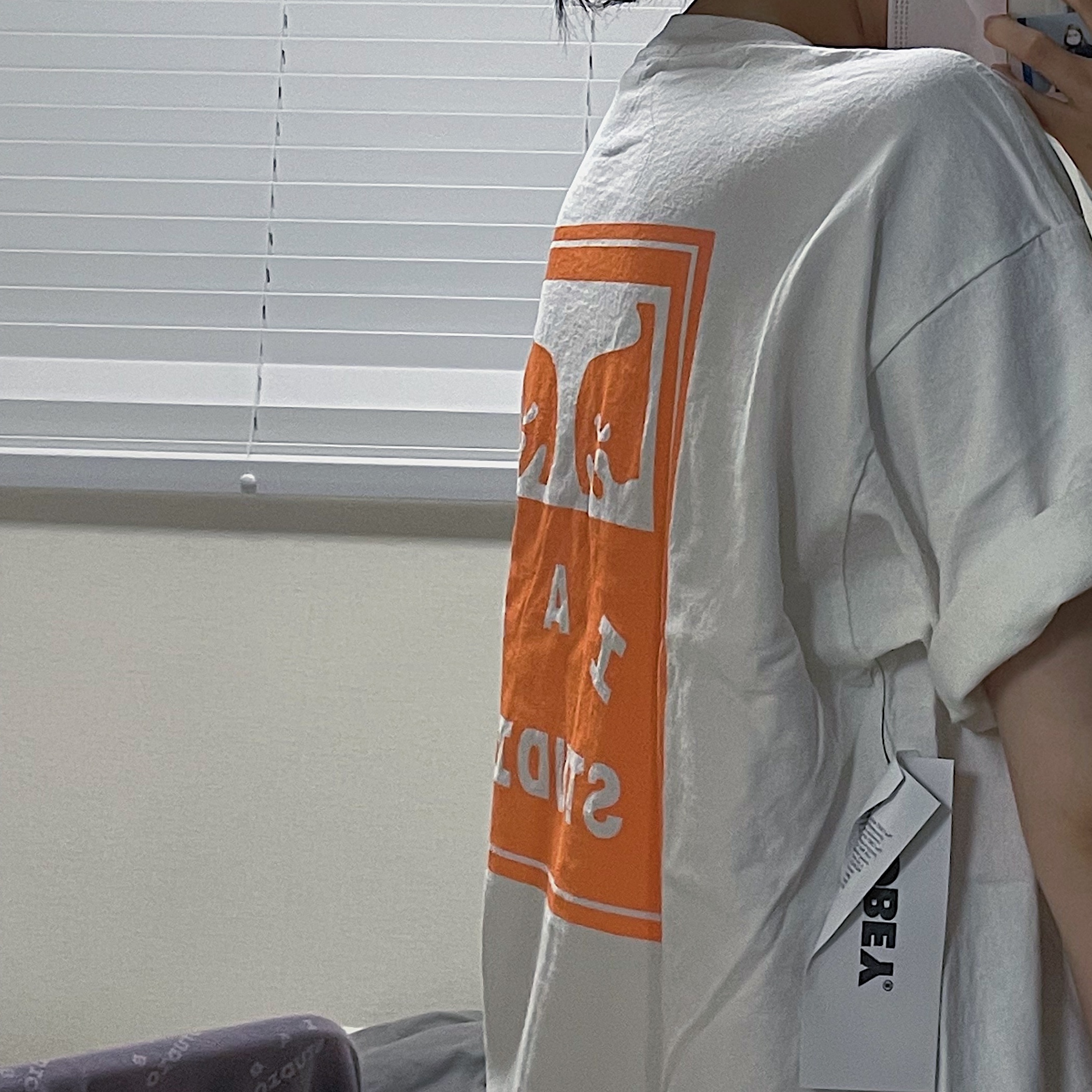IAB Studio x Obey Eyes Icon T-Shirt White, IAB Studio At Home Pajama Set Charcoal 착용 스타일 - 2