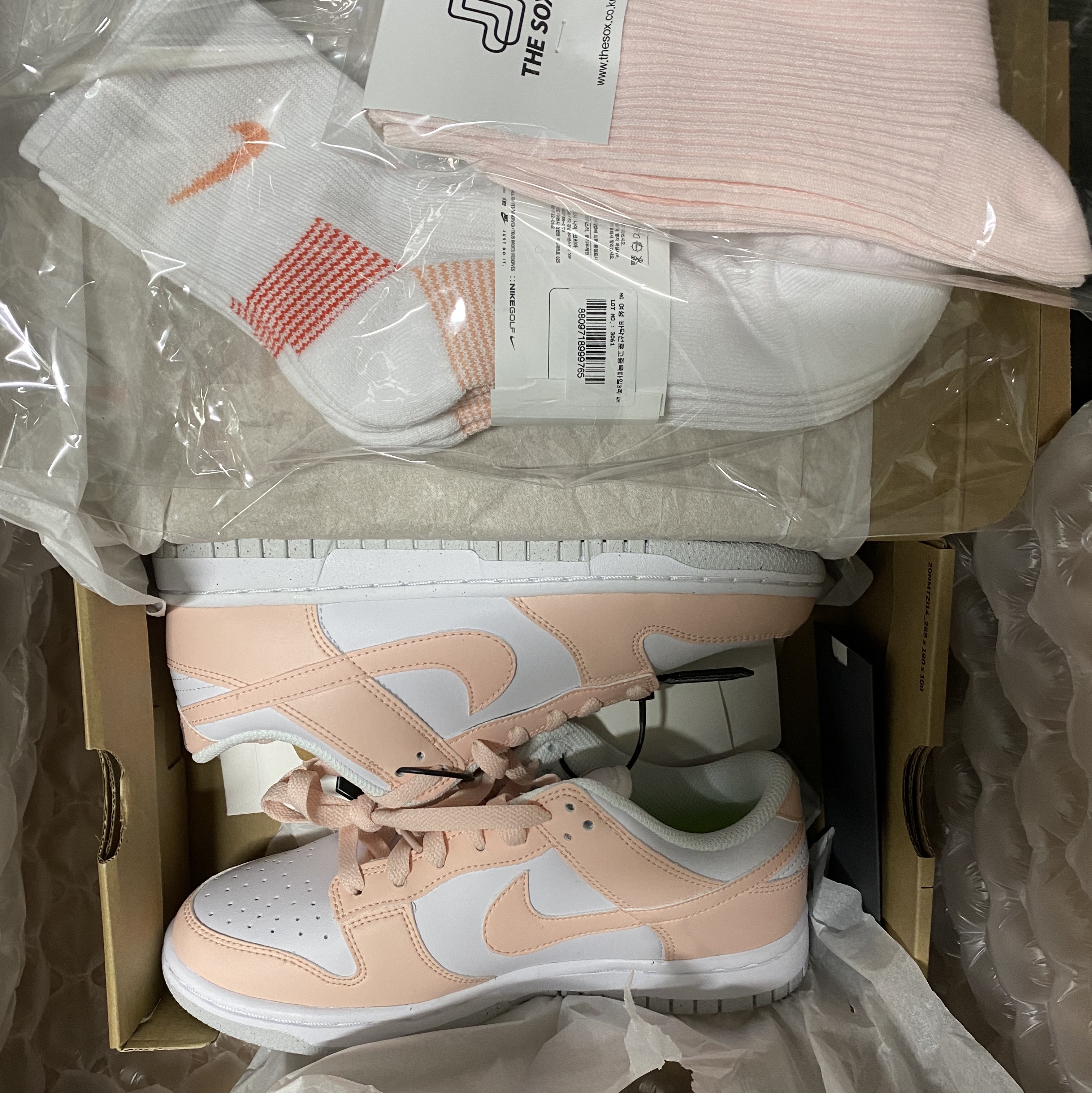 (W) Nike Dunk Low Next Nature Pale Coral 착용 스타일