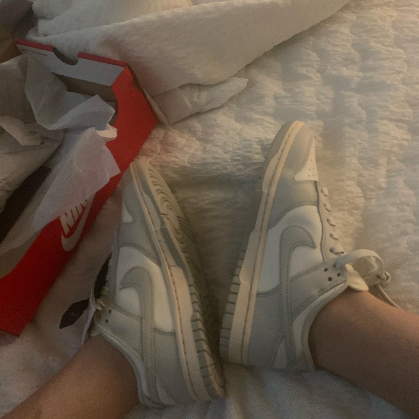 (W) Nike Dunk Low Light Bone 착용 스타일 - 2