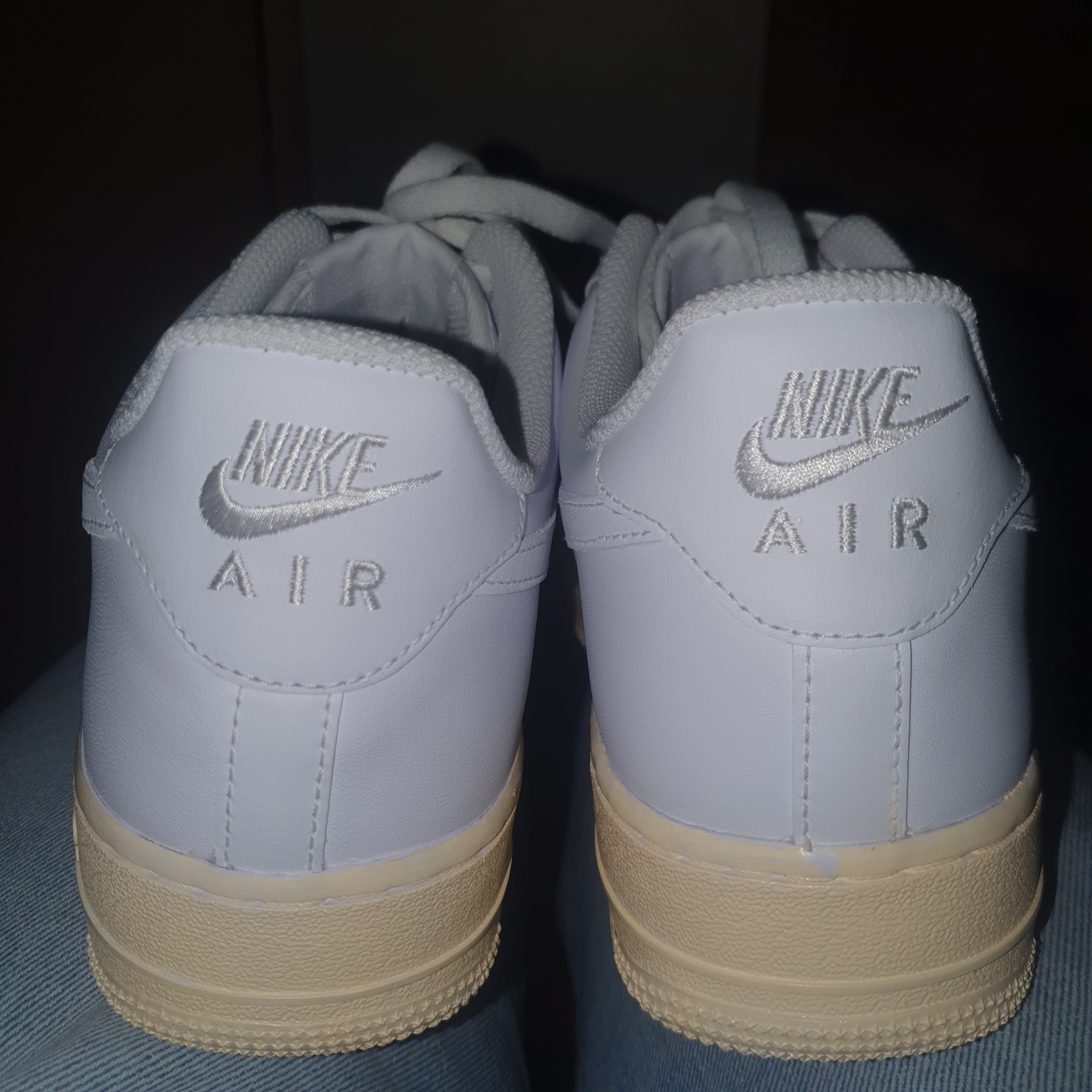 Nike Air Force 1 '07 Low White 착용 스타일 - 3