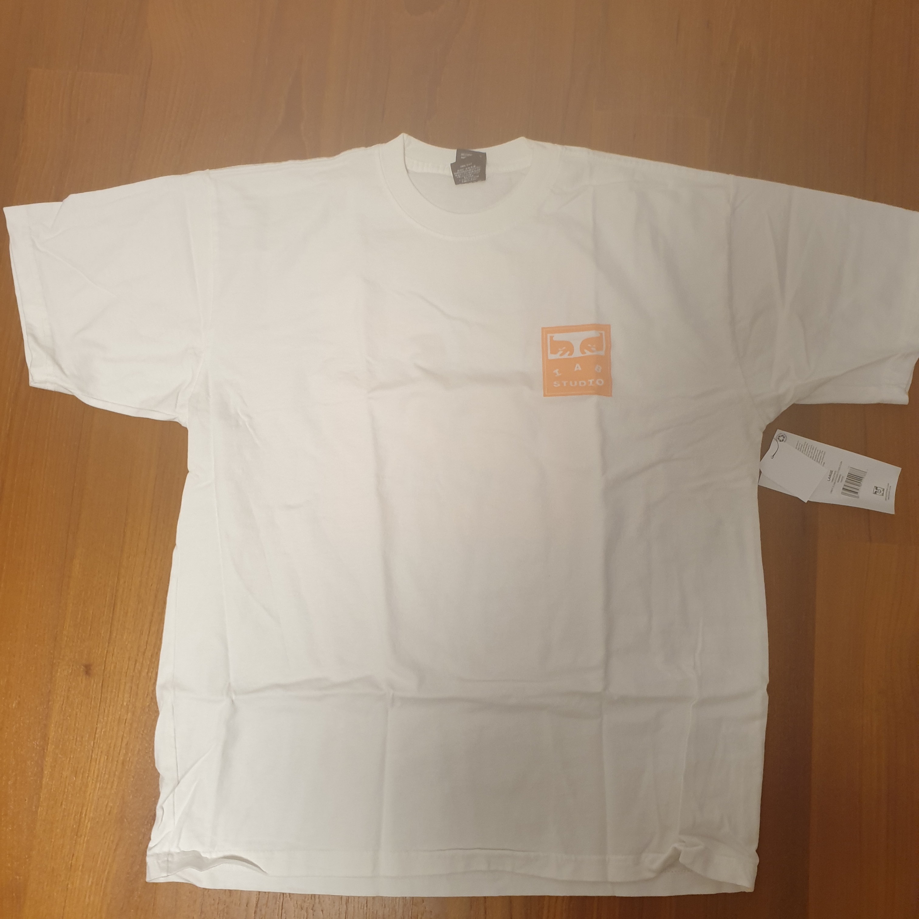 IAB Studio x Obey Eyes Icon T-Shirt White, IAB Studio x Obey Beenzino Icon Crew Ash Gray 착용 스타일 - 1