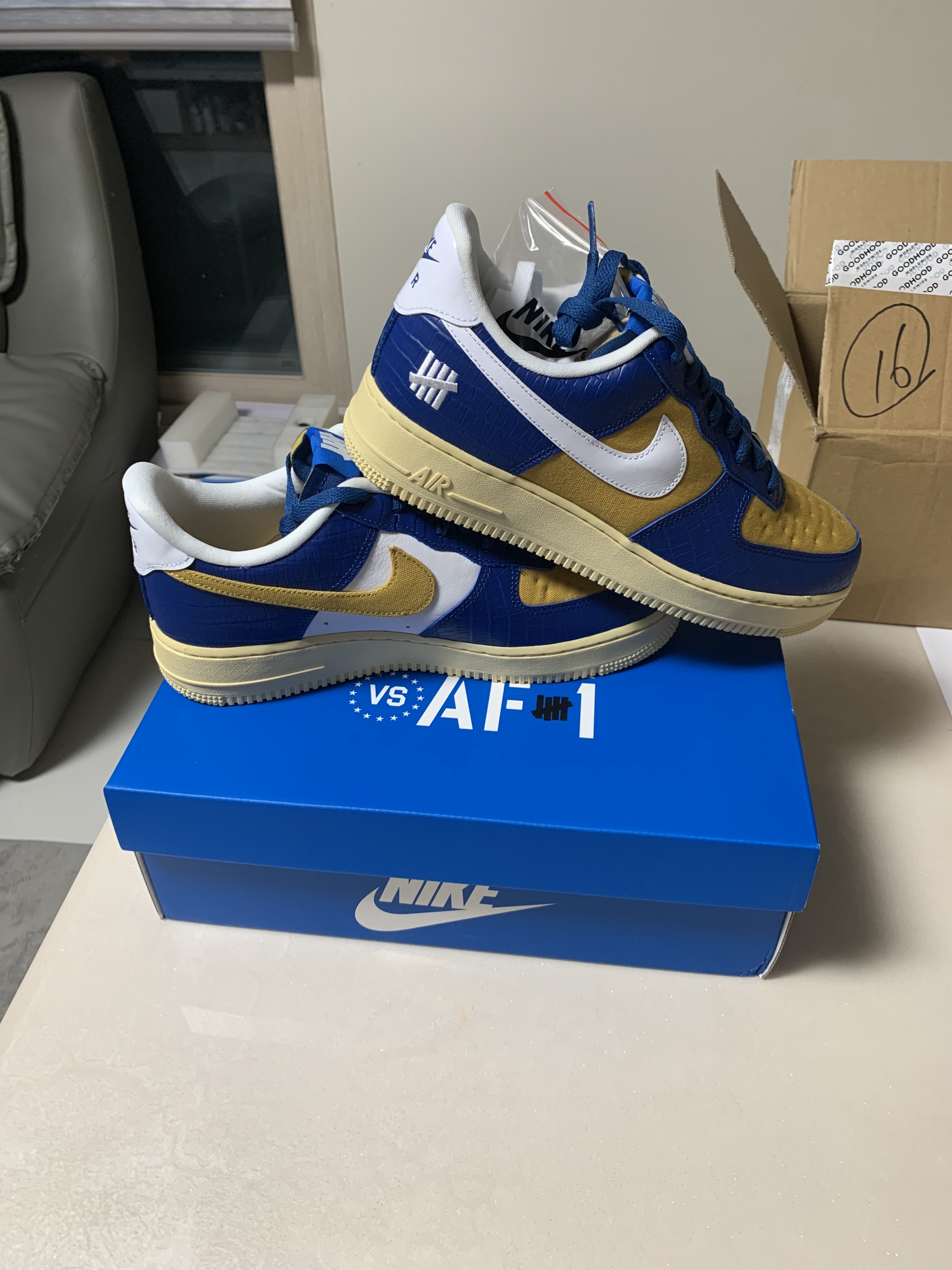 Nike x Undefeated Air Force 1 Low SP 5 On It Court Blue 착용 스타일 - 3