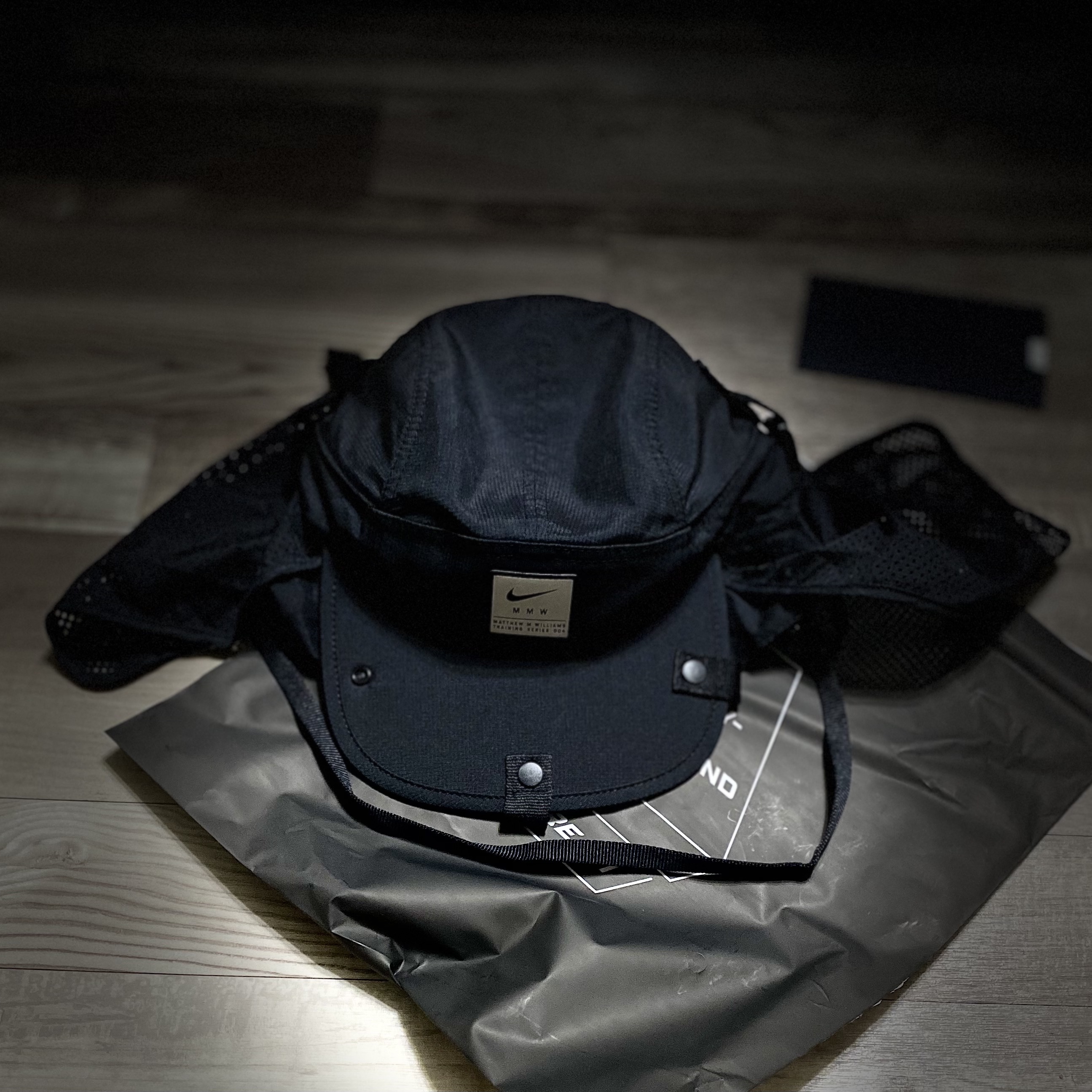 Nike x Sacai x Jean Paul Gaultier VaporWaffle Black White, Nike x Matthew M Williams NRG AW84 Cap Black 착용 스타일 - 4