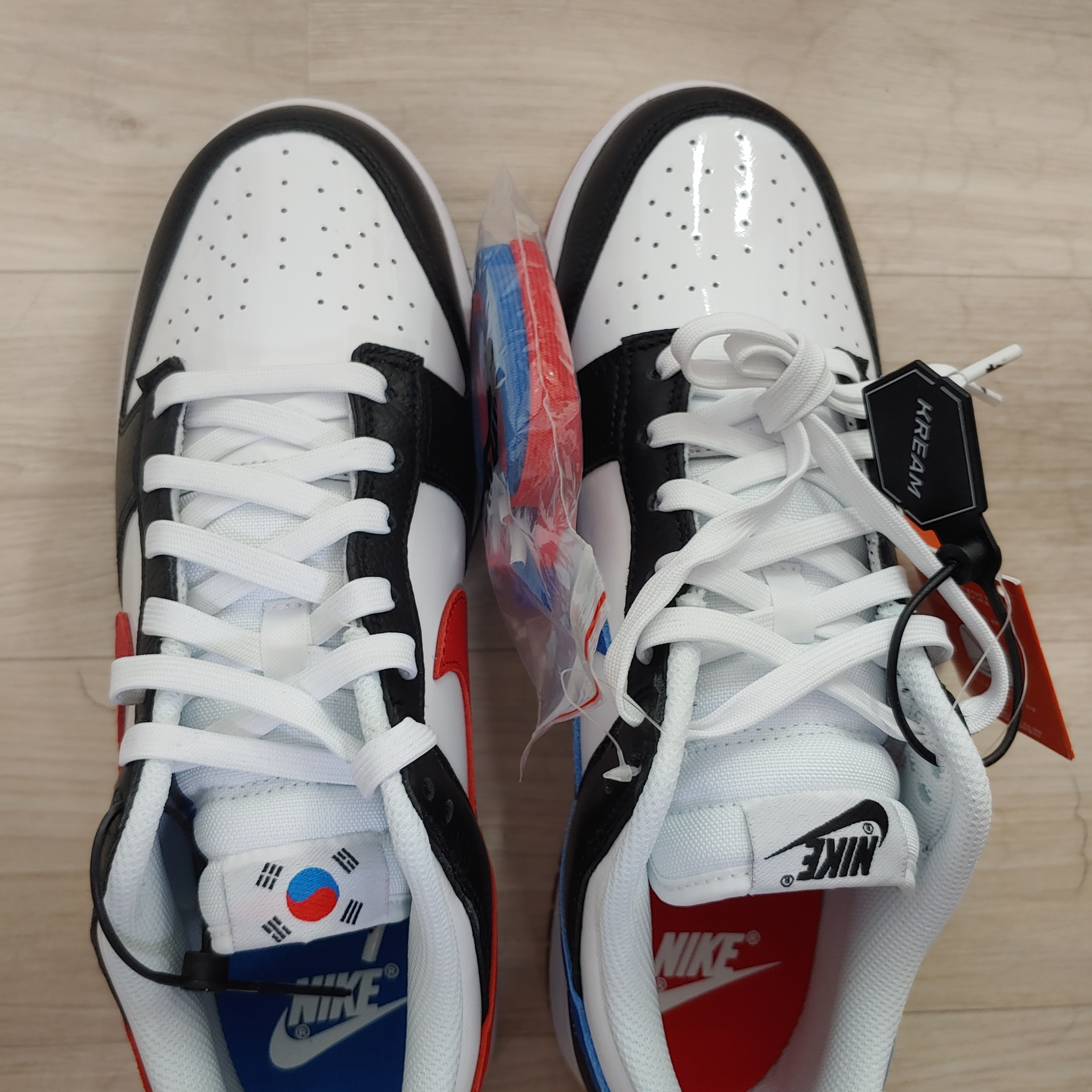 Nike Dunk Low SE Seoul 착용 스타일 - 4