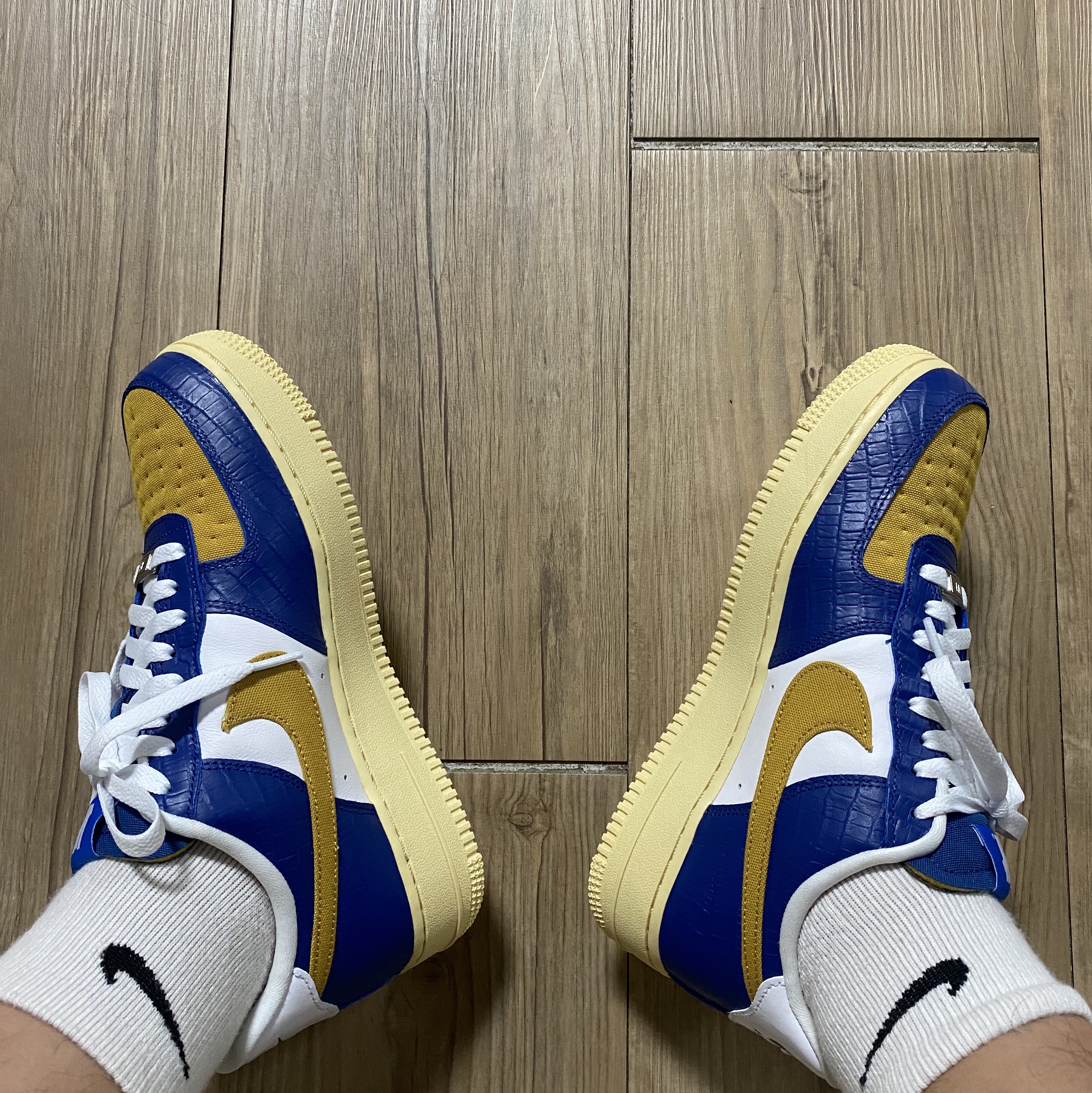 Nike x Undefeated Air Force 1 Low SP 5 On It Court Blue 착용 스타일