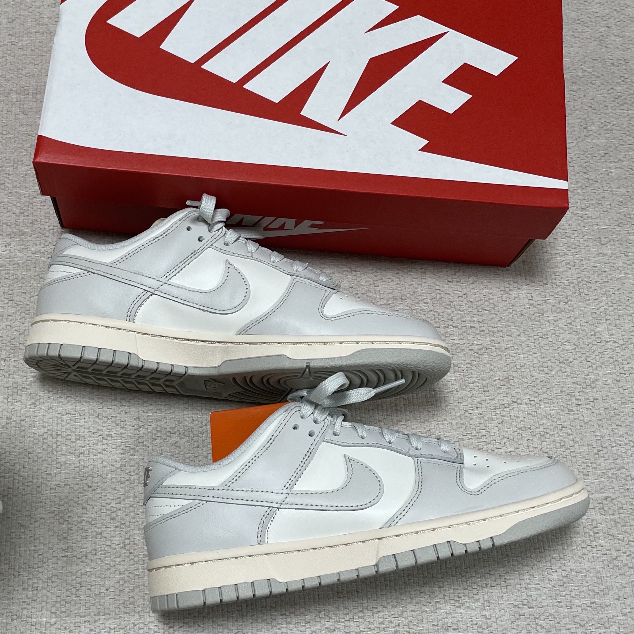 (W) Nike Dunk Low Light Bone 착용 스타일