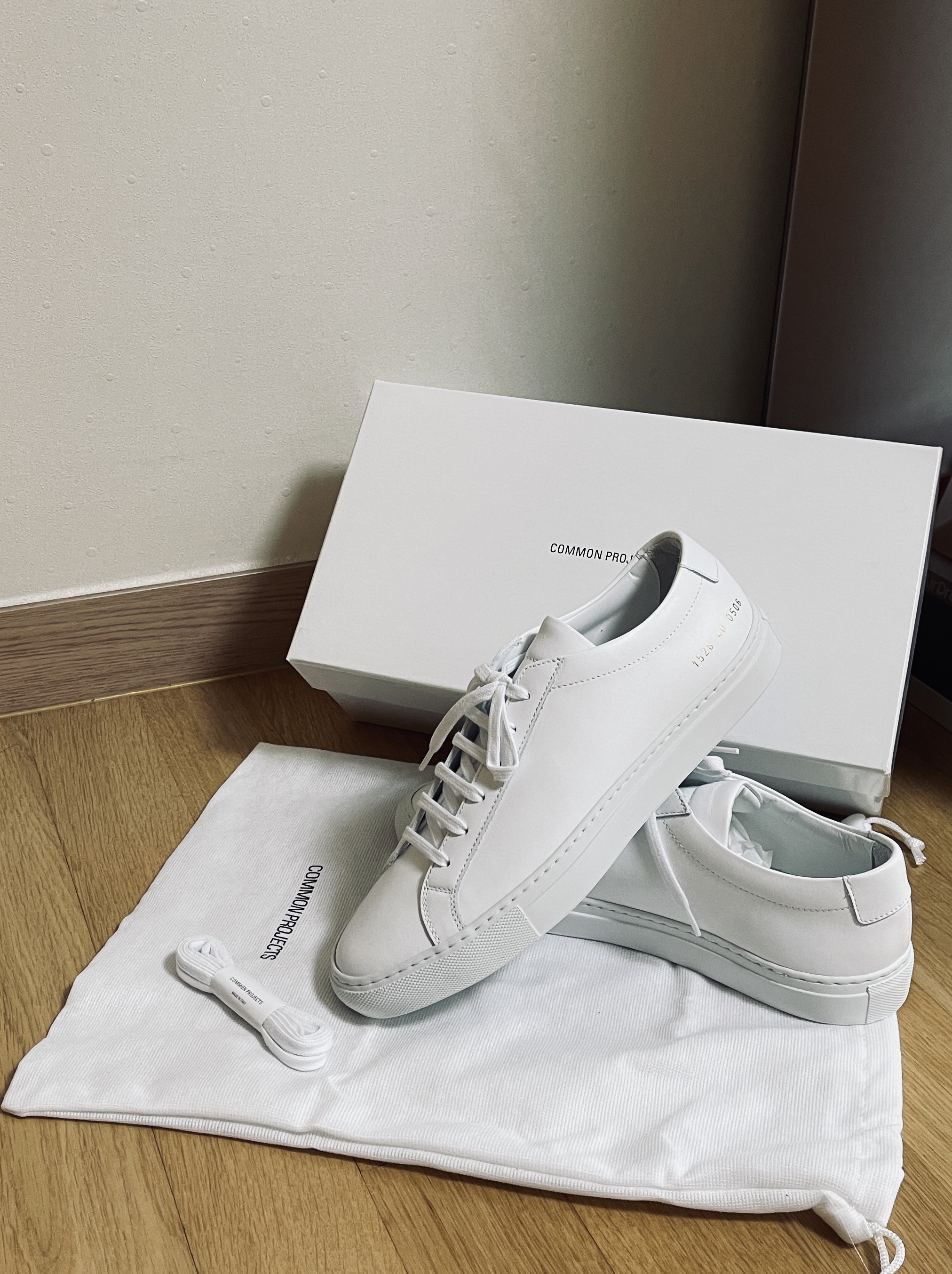 Common Projects Original Achilles Low White, (W) Common Projects Original Achilles Low White 착용 스타일
