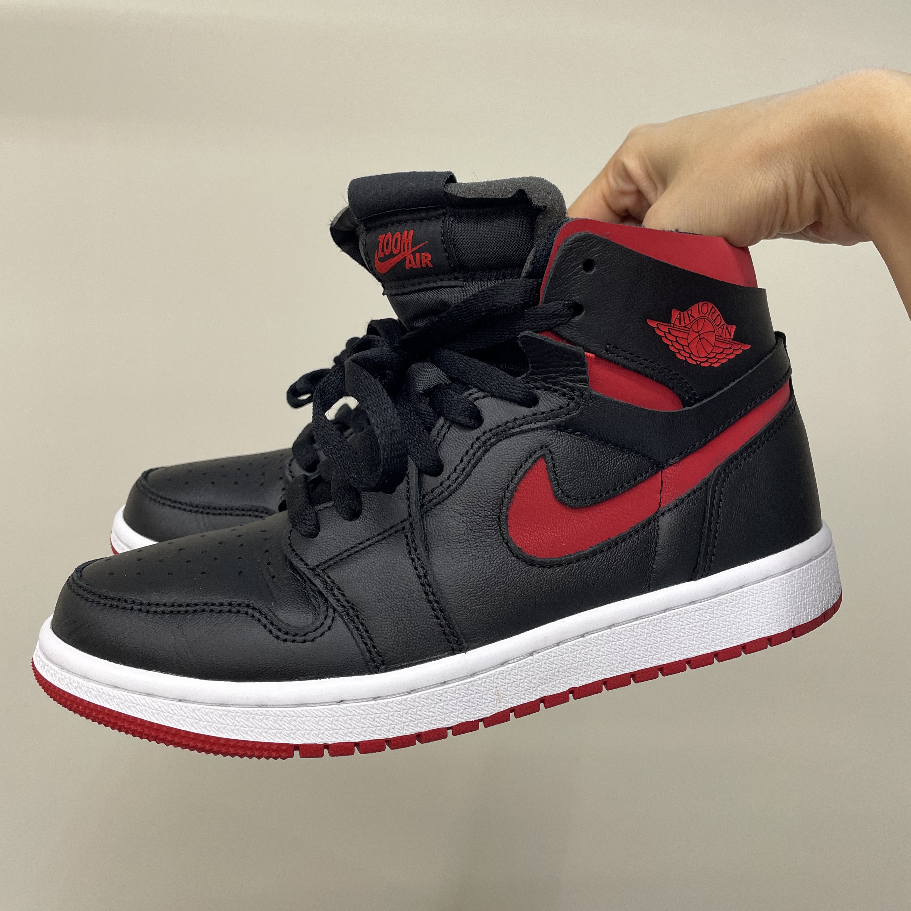 (W) Jordan 1 Zoom Air CMFT Bred 착용 스타일 - 2