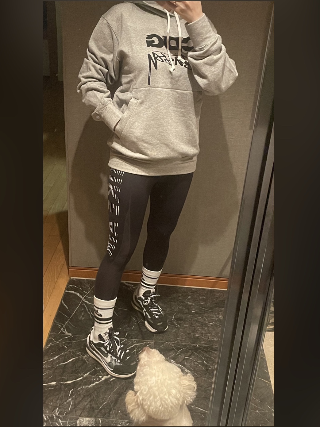 CDG x Stussy Hoodie Grey, Nike x Sacai VaporWaffle Black White 착용 스타일 - 1