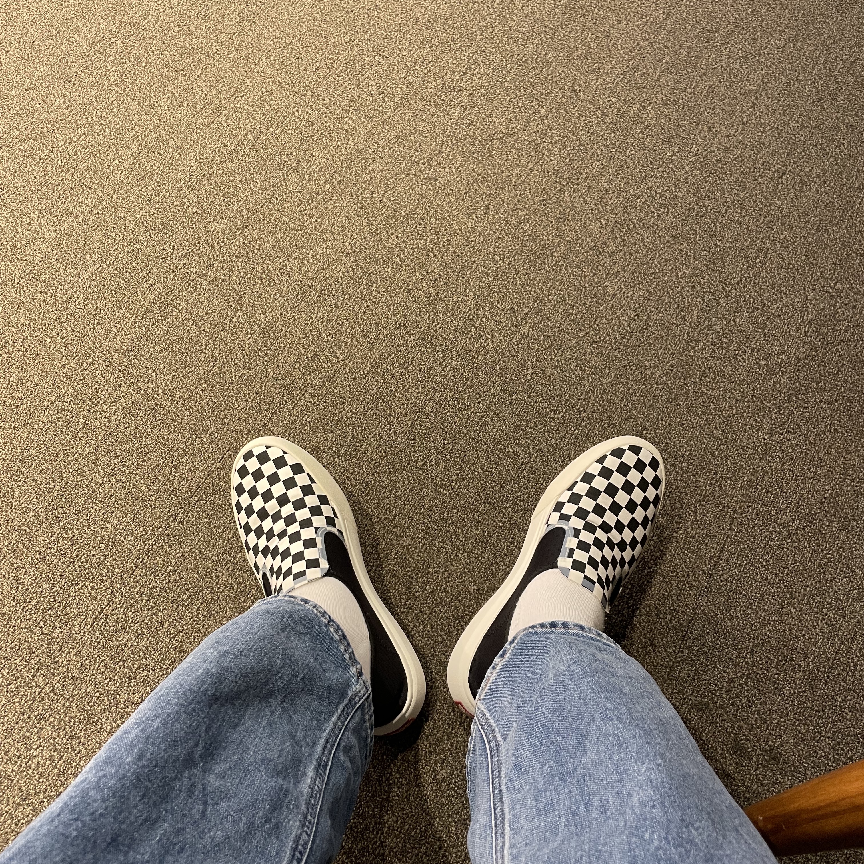 Vans Checkerboard Comfycush One Black 착용 스타일 - 1