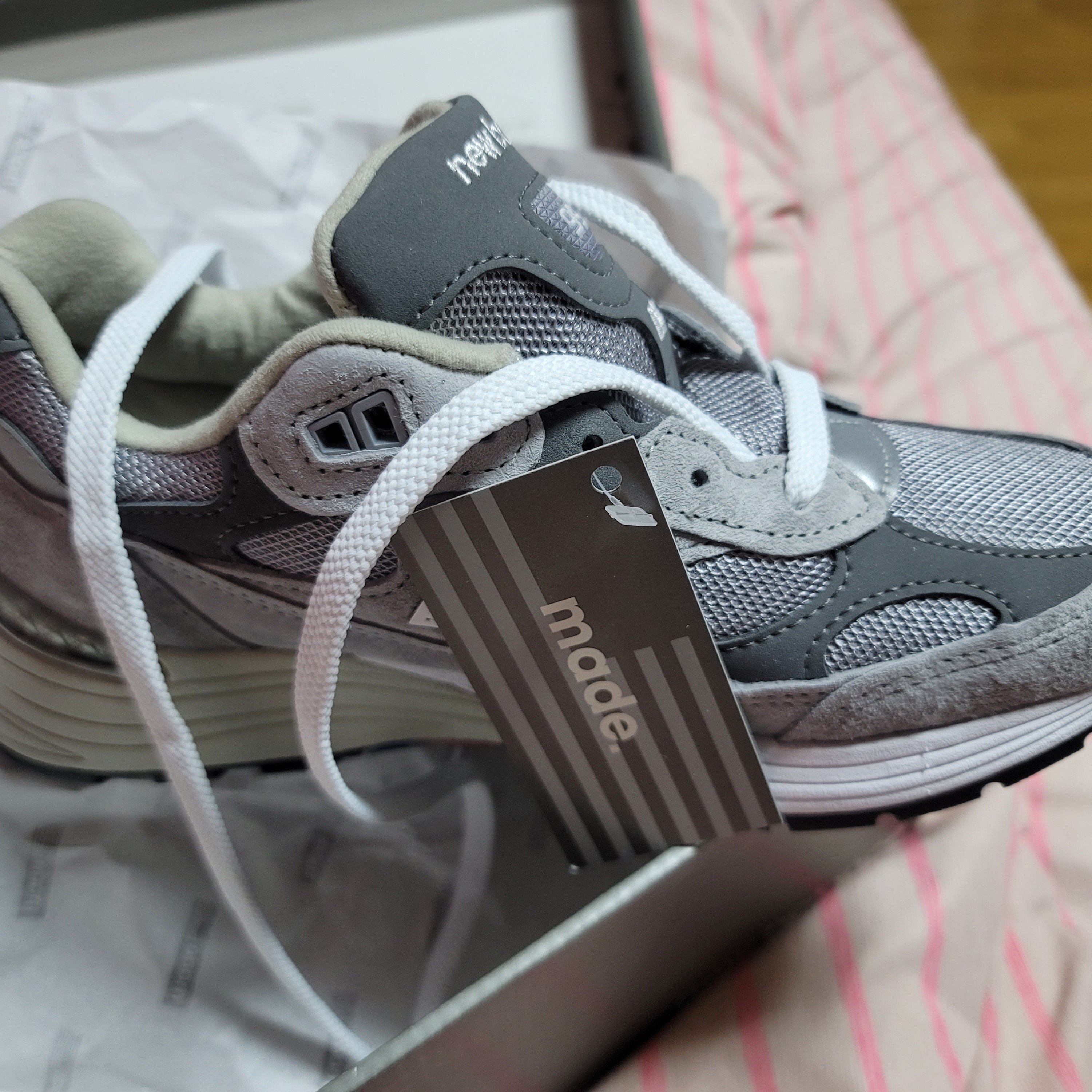 New Balance 992 Made in USA Grey - D Standard 착용 스타일