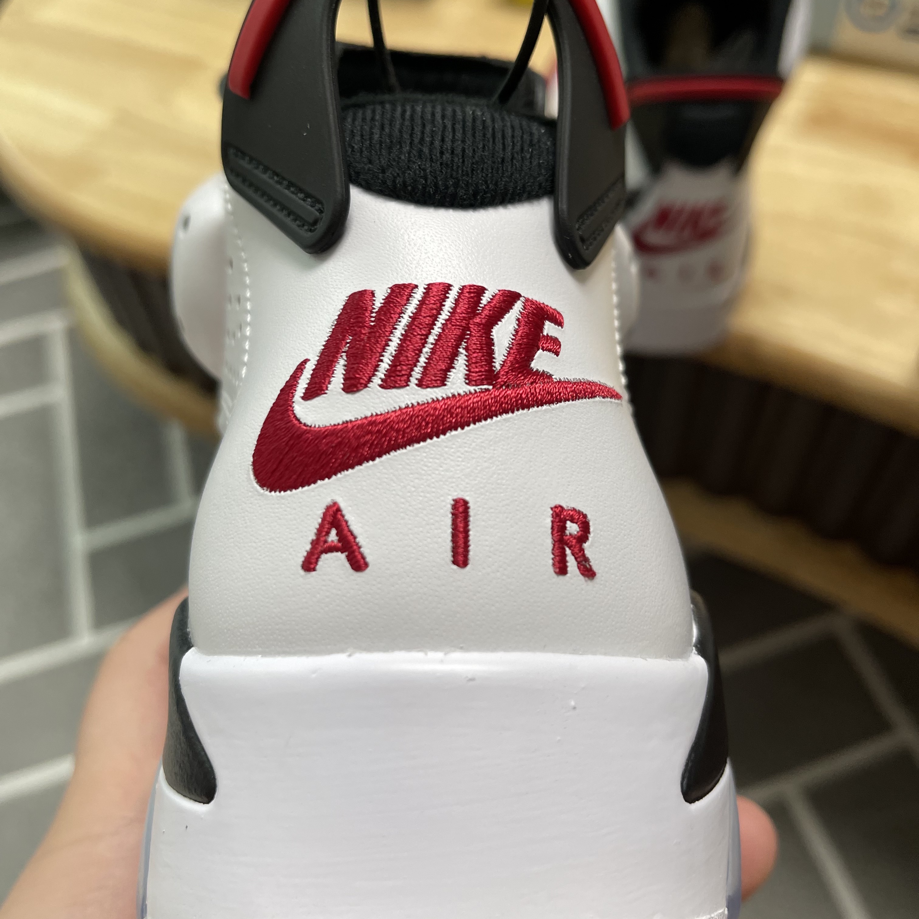Jordan 6 Retro Carmine 2021 착용 스타일 - 1