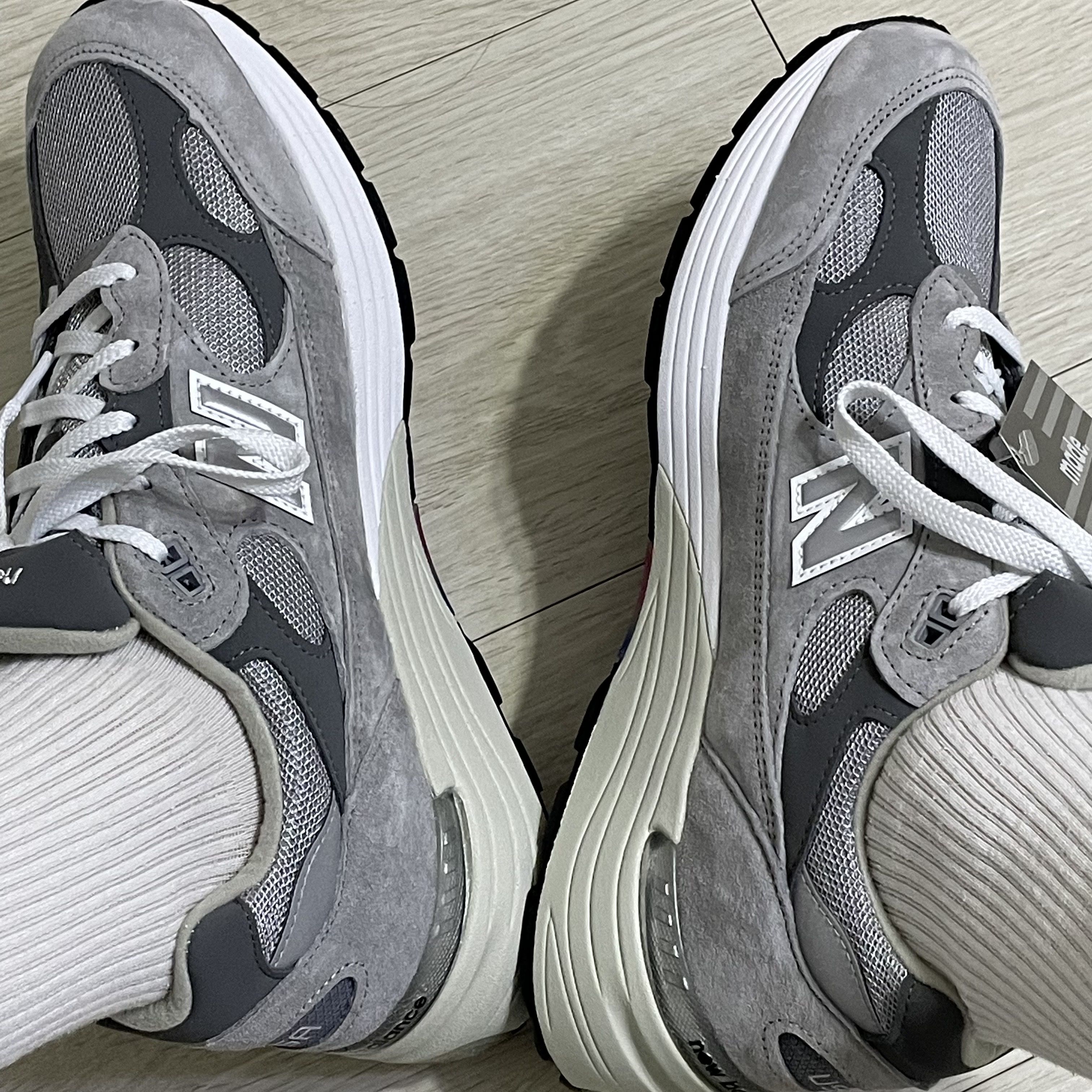 New Balance 992 Made in USA Grey - D Standard 착용 스타일