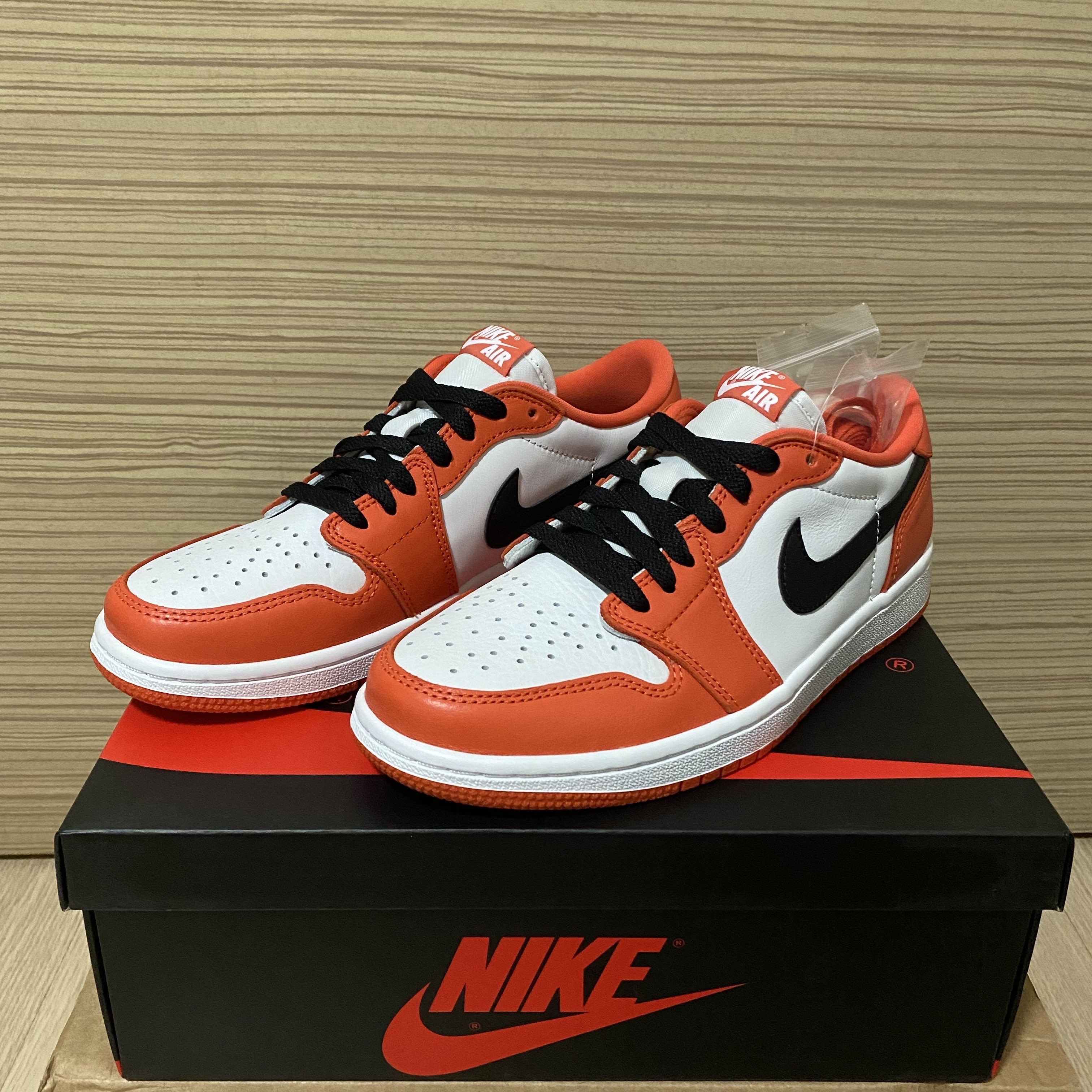 Jordan 1 Low OG Starfish 착용 스타일 - 2
