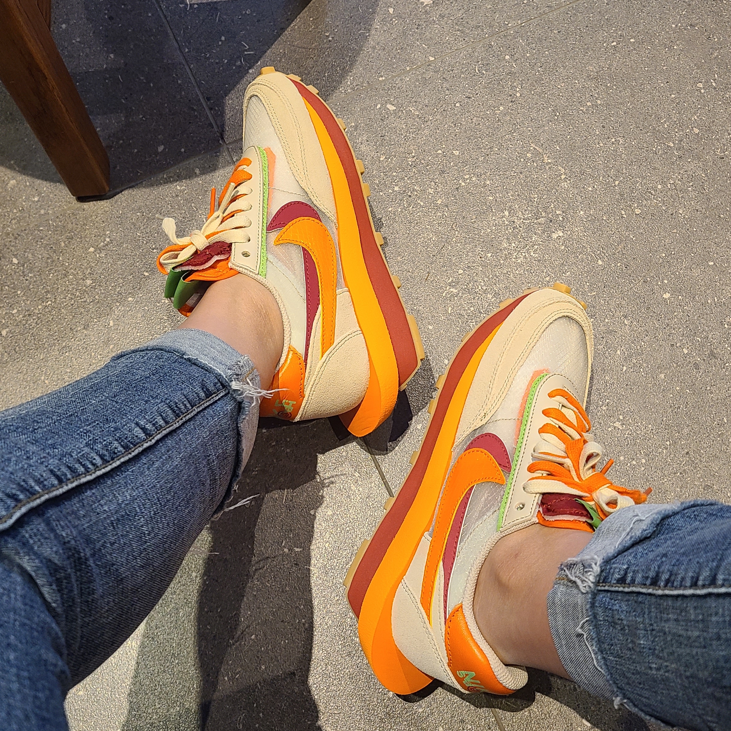 Nike x Sacai x Clot LDWaffle Orange Blaze, (TD) Jordan 4 Retro Tour Yellow 착용 스타일 - 2