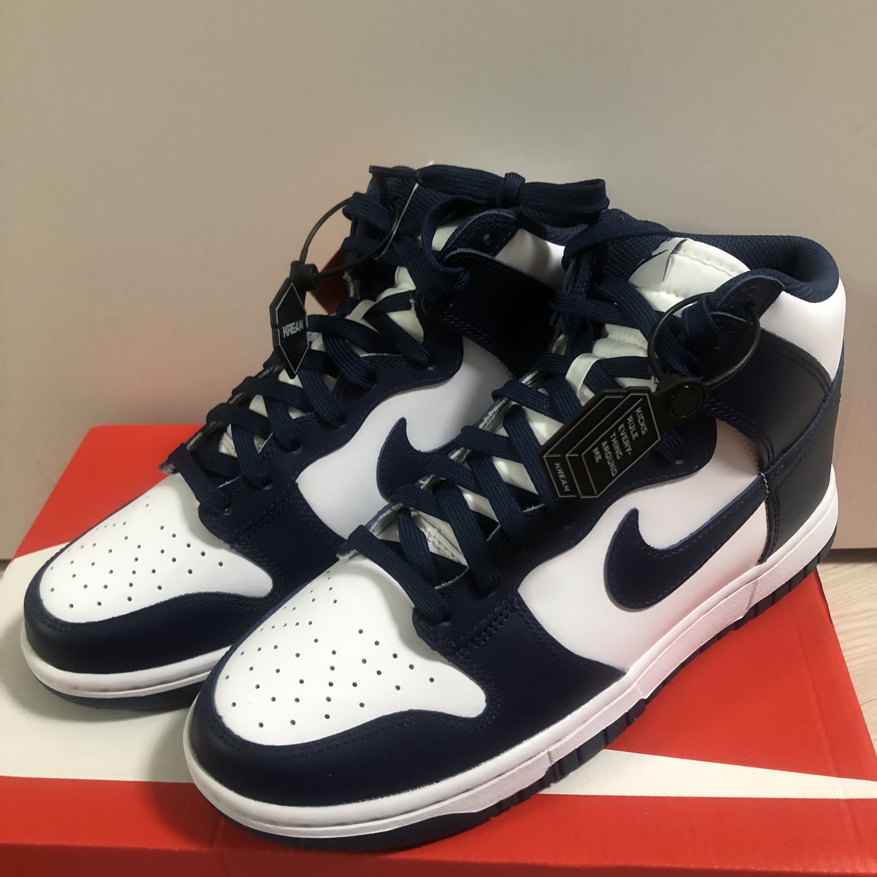Nike Dunk High Retro Championship Navy 착용 스타일 - 2