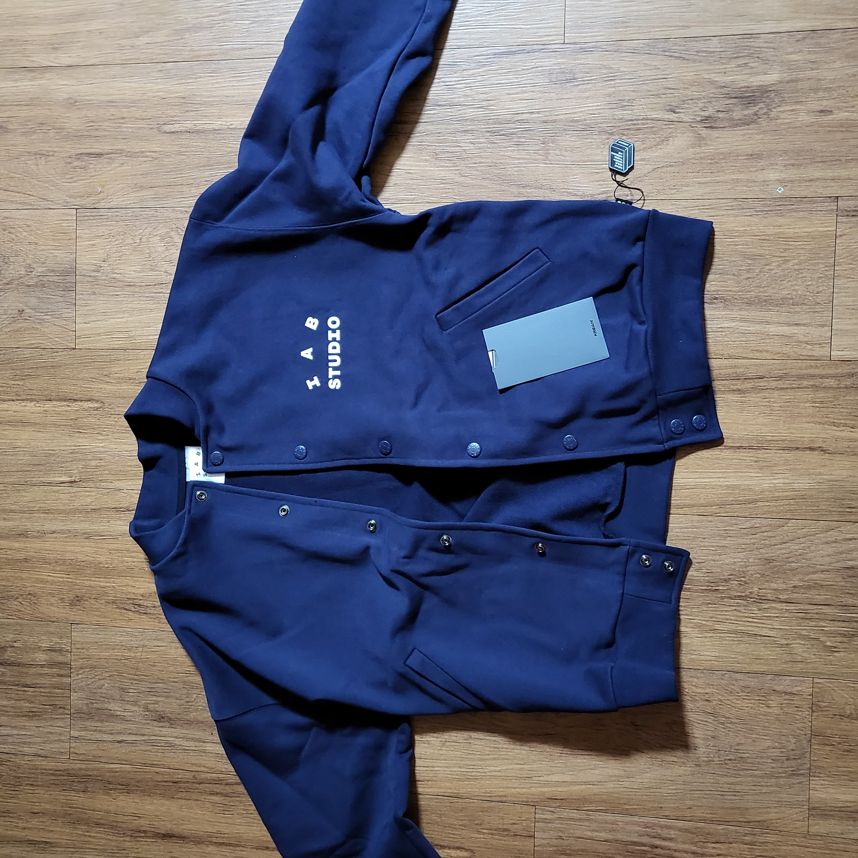IAB Studio Cotton Stadium Jacket Navy - 21SS 착용 스타일 - 2