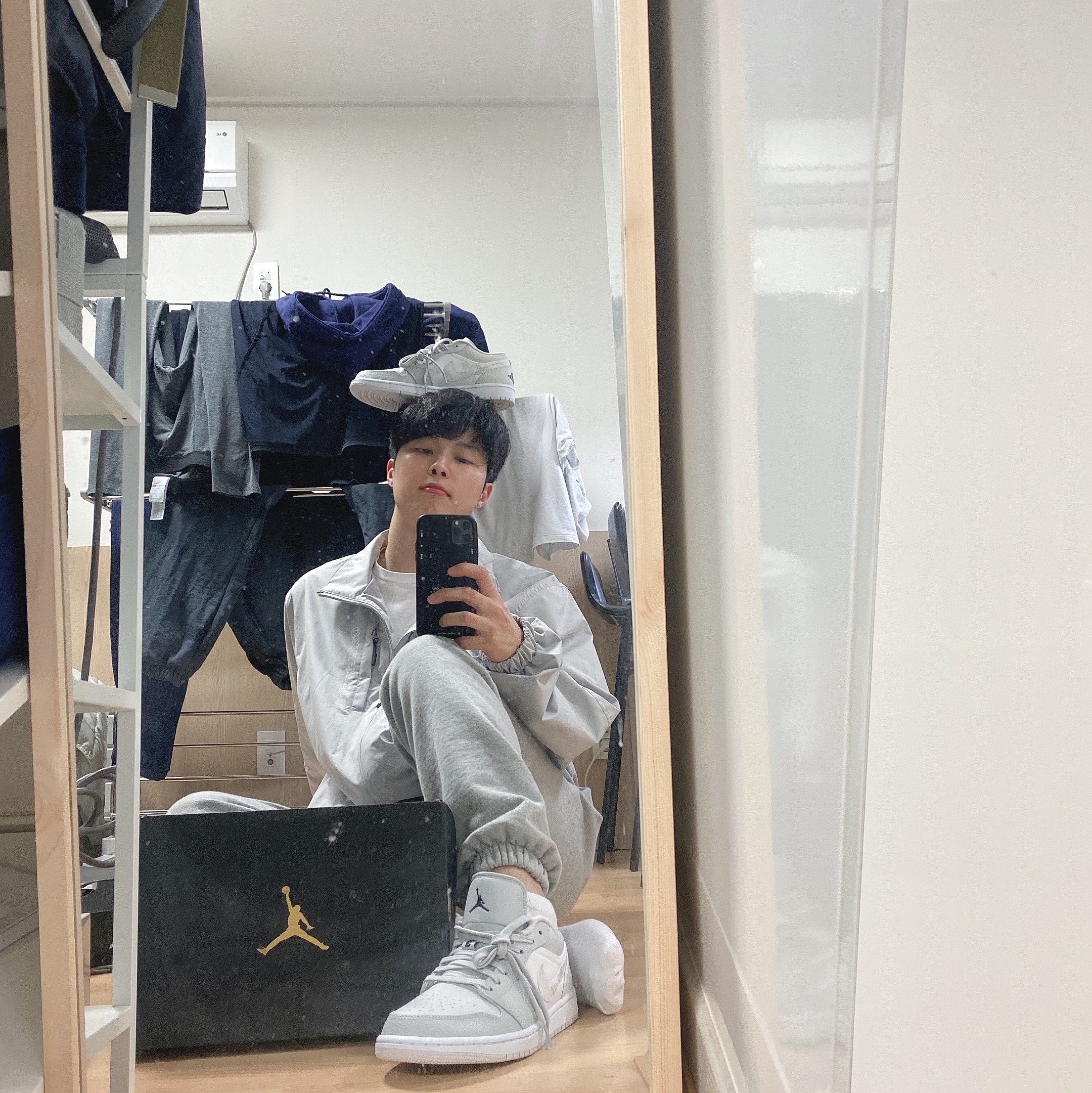 Jordan 1 Low White Camo 착용 스타일