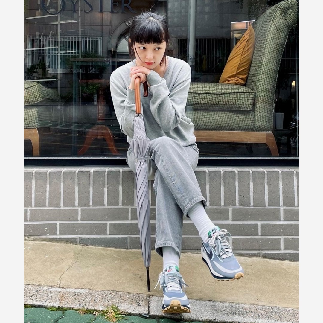 Nike x Sacai x Clot LDWaffle Cool Grey 착용 스타일 - 2