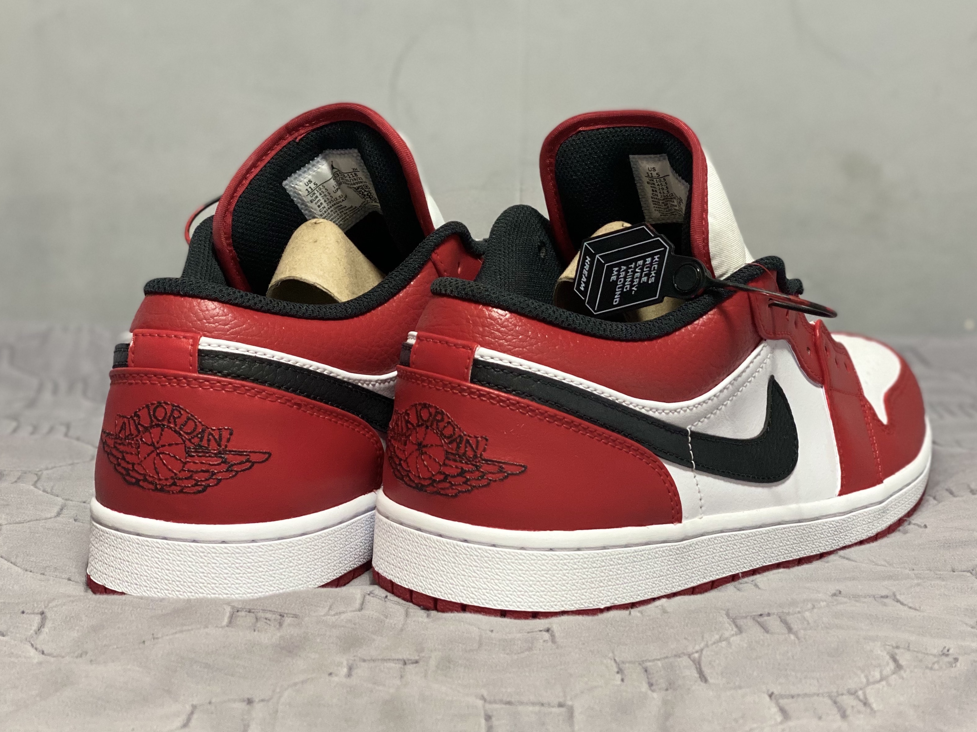 Jordan 1 Low White Red Black, (GS) Jordan 1 Low White Red Black 착용 스타일 - 3
