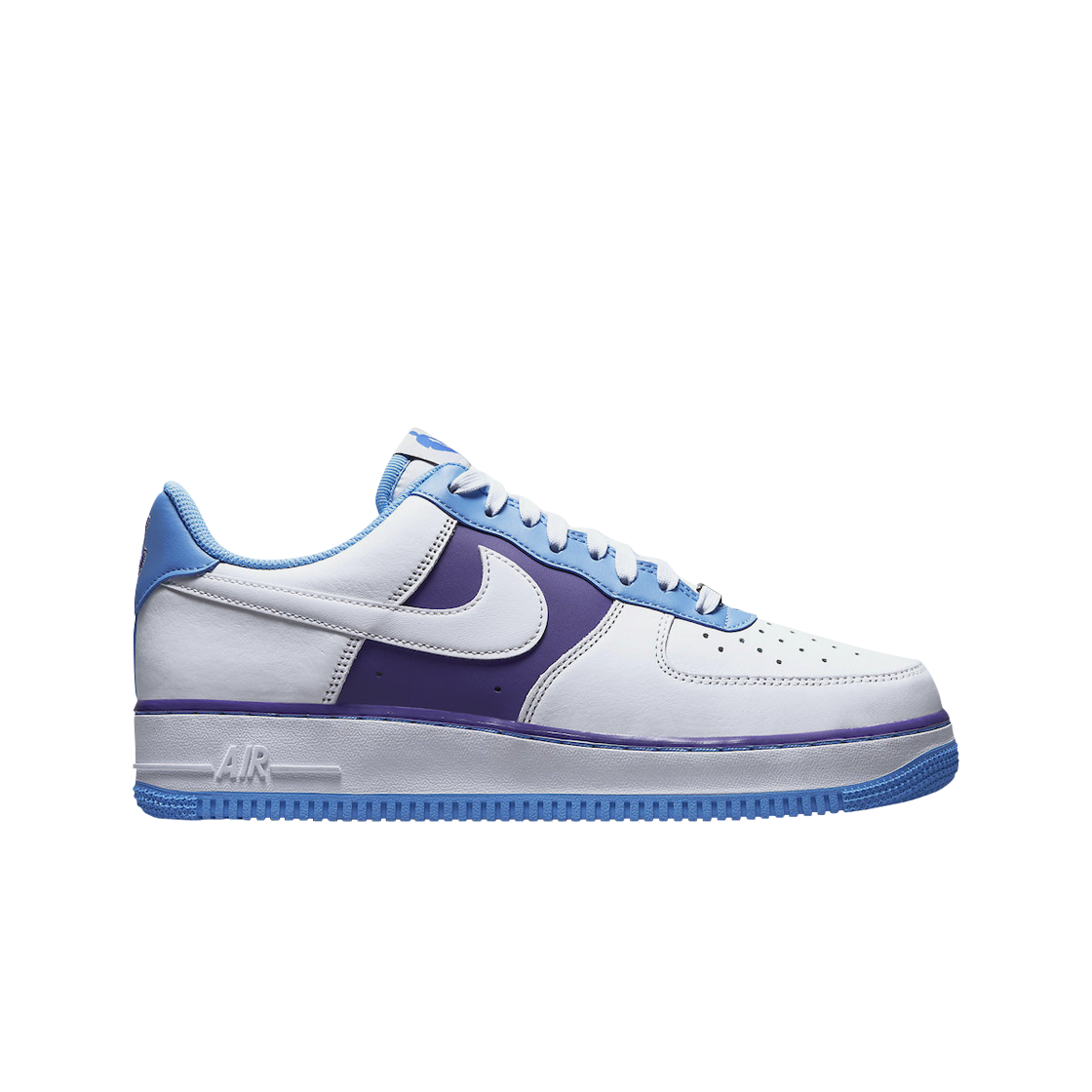 나이키 x NBA 에어포스 1 '07 LV8 EMB 화이트 앤 코스트 필드(Nike x NBA Air Force 1 '07 LV8 EMB White and Coast Field)