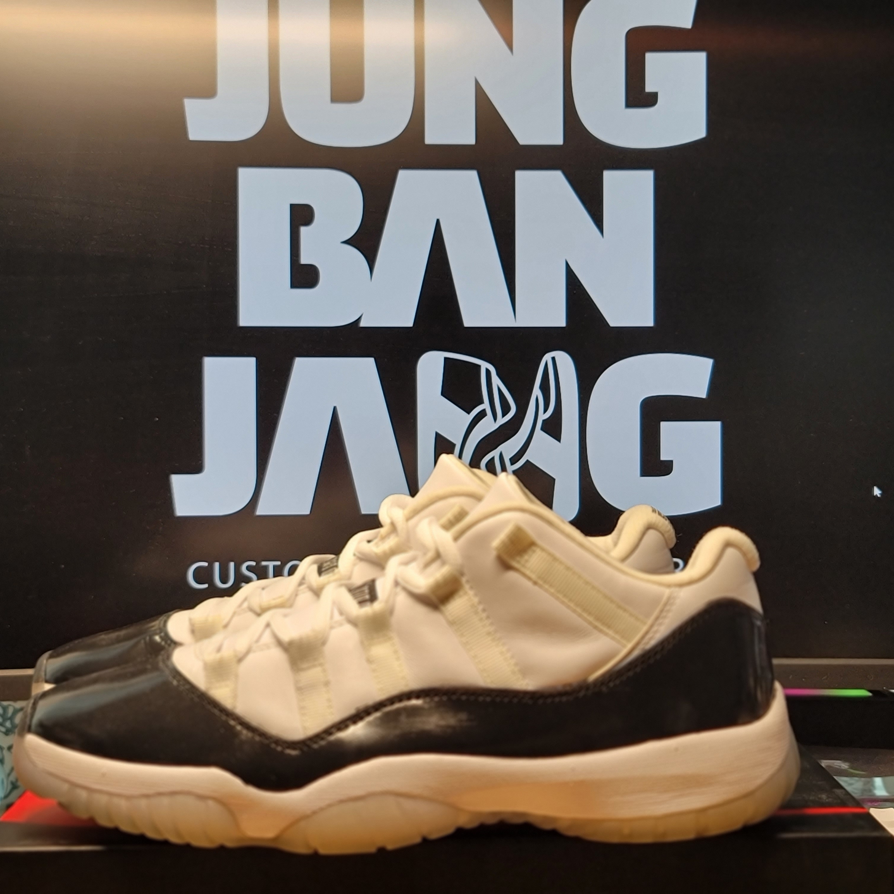 Jordan 11 Retro Low University Blue 2017 착용 스타일 - 4