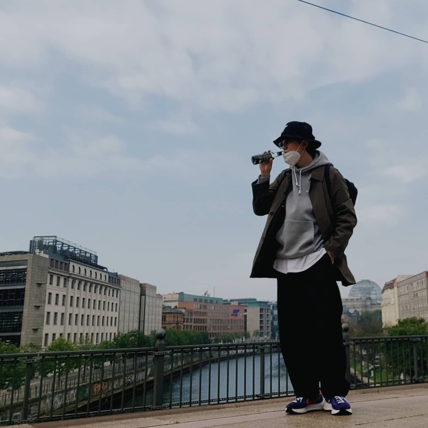 Nike x Sacai VaporWaffle Dark Iris, Supreme Military Boonie Black - 21FW 착용 스타일 - 2