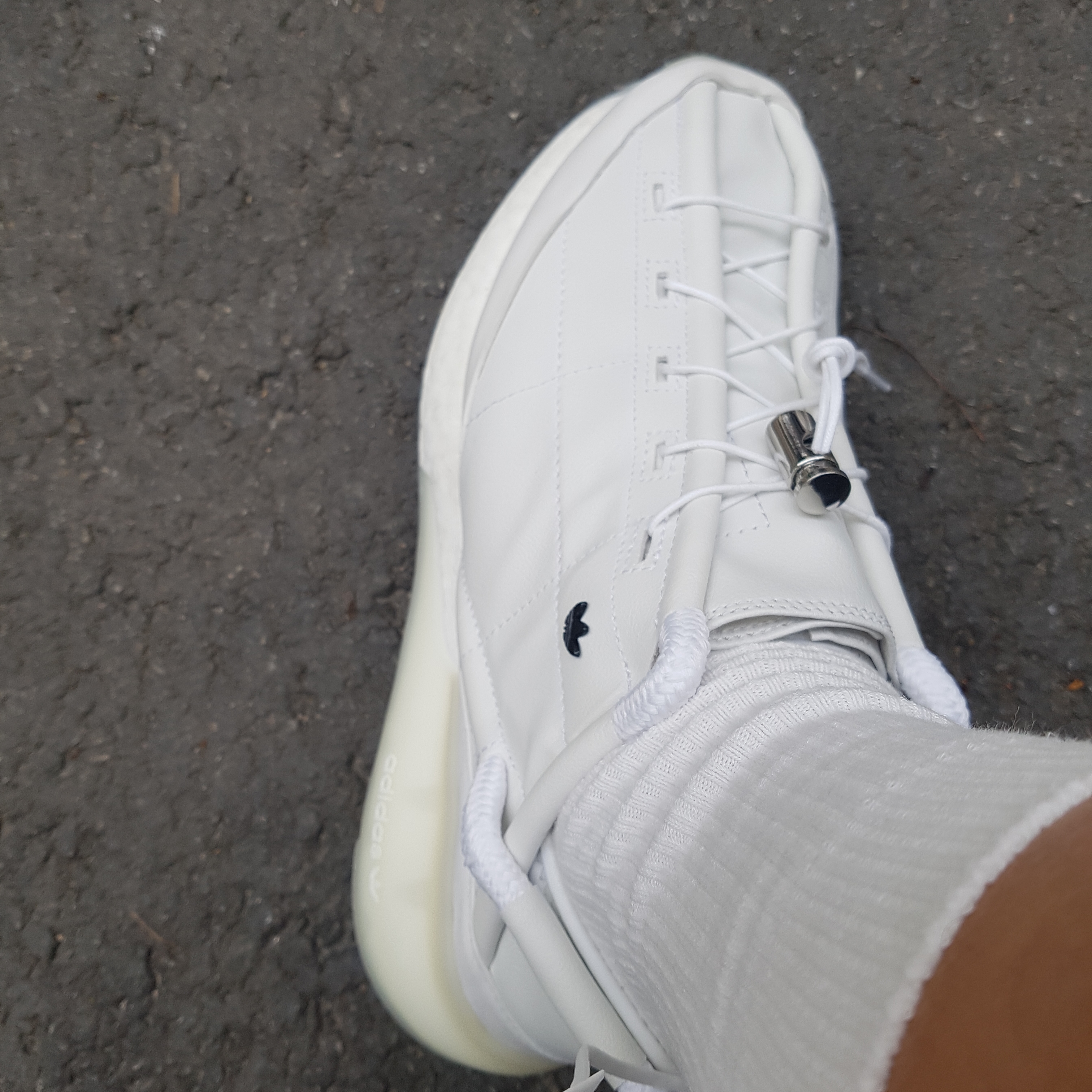 Adidas x Craig Green Phormar II Core White 착용 스타일 - 1