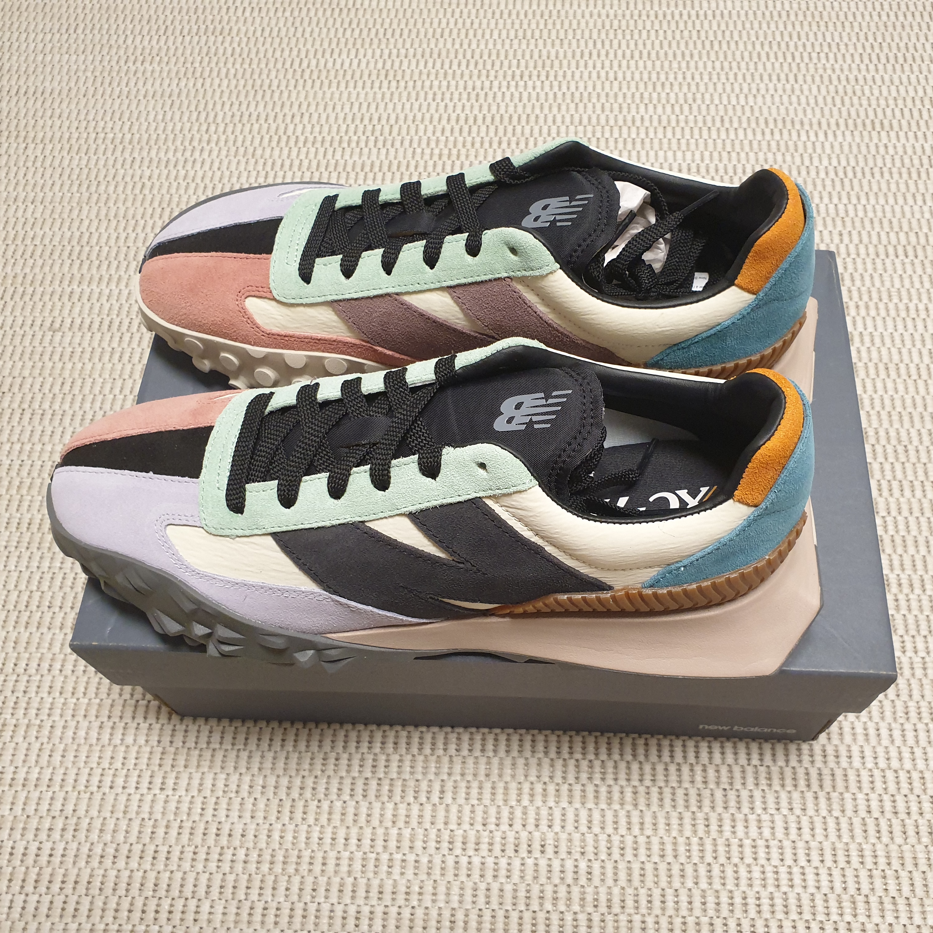 New Balance XC-72 Multi-Color 착용 스타일 - 1
