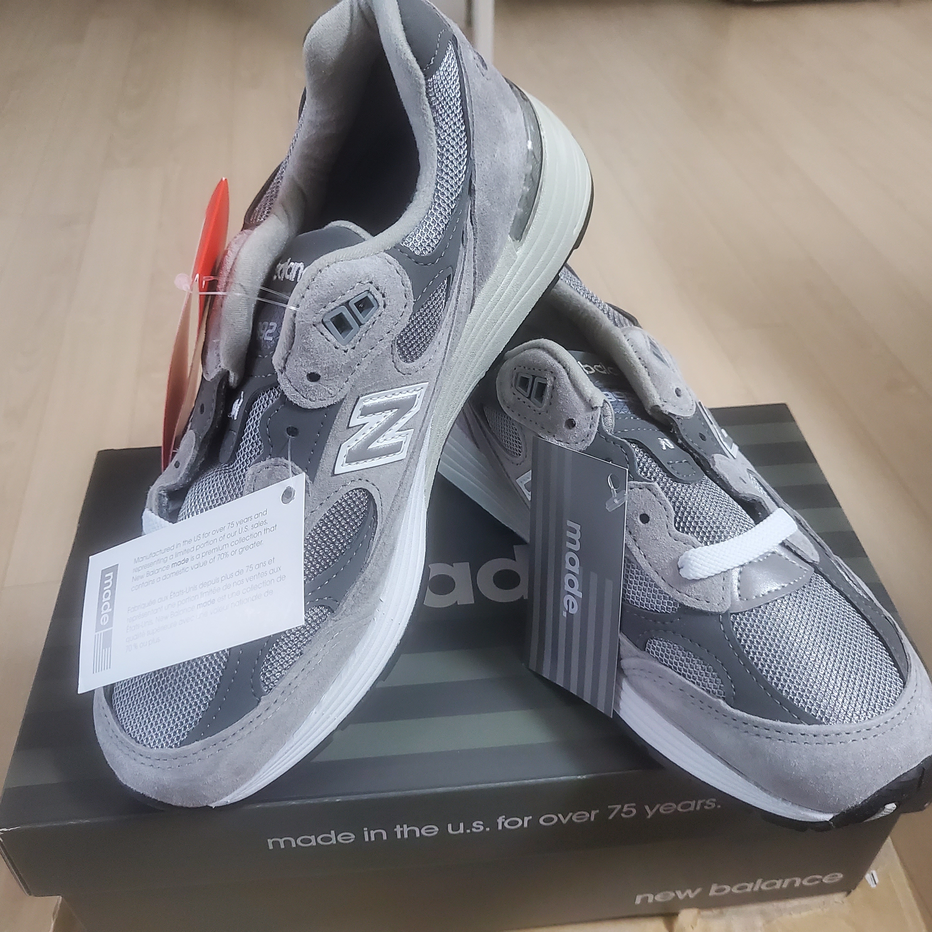 New Balance 992 Made in USA Grey - D Standard 착용 스타일