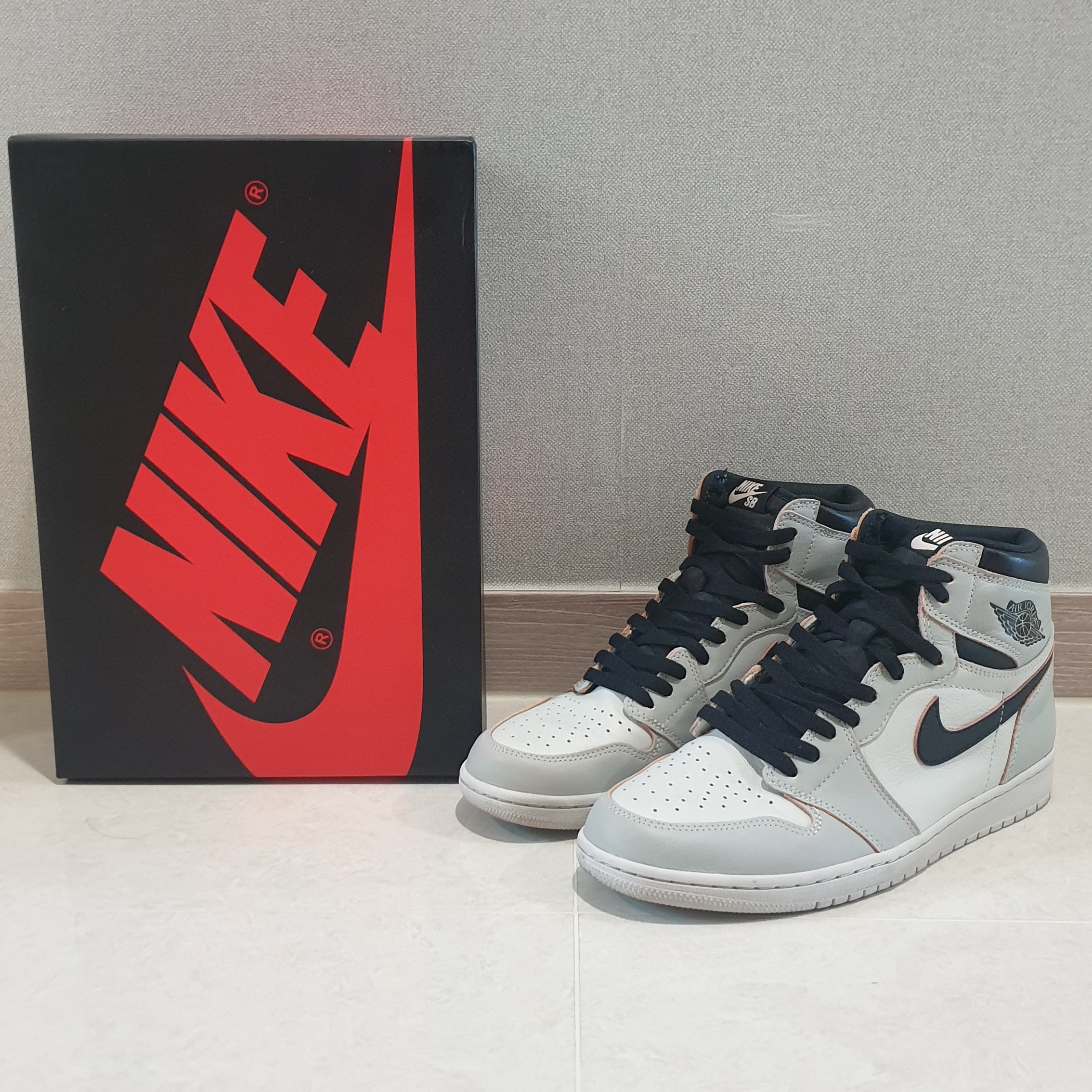 Jordan 1 Retro High OG Defiant SB NYC to Paris 착용 스타일